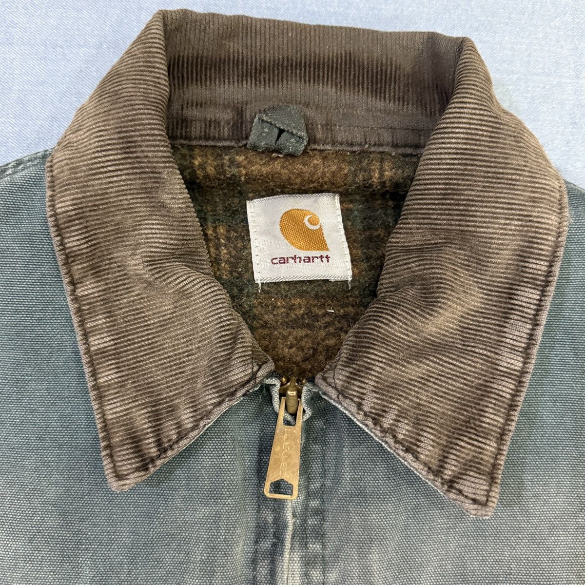 Carhartt 90s Rare💥 Sun Faded Carhartt HTG Detroit Jacket Size US L / EU 52-54 / 3 - 7 Thumbnail
