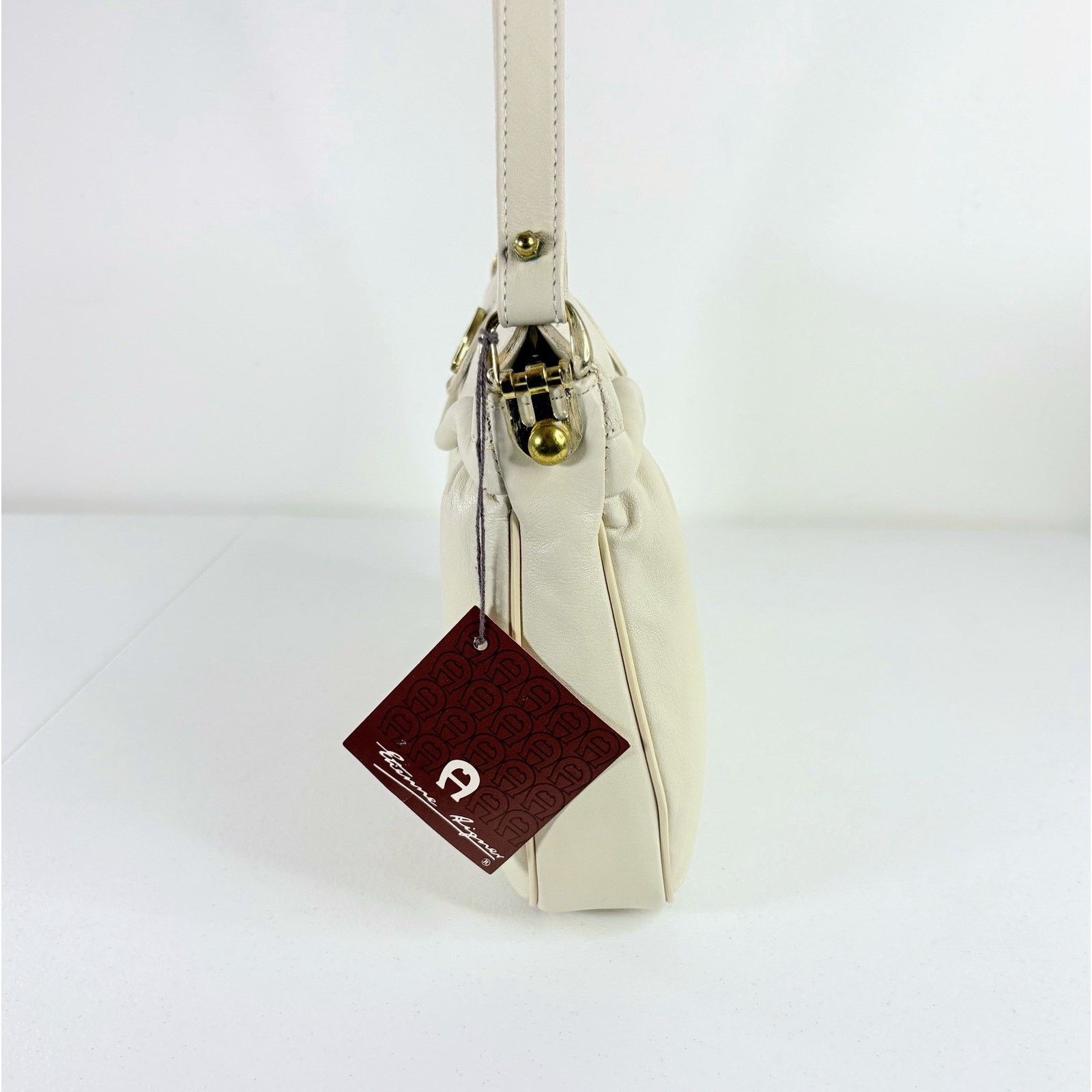 Etienne Aigner VTG 60 70s ETIENNE AIGNER Shoulder Handbag Ivory Leather NOS Size ONE SIZE - 11 Thumbnail