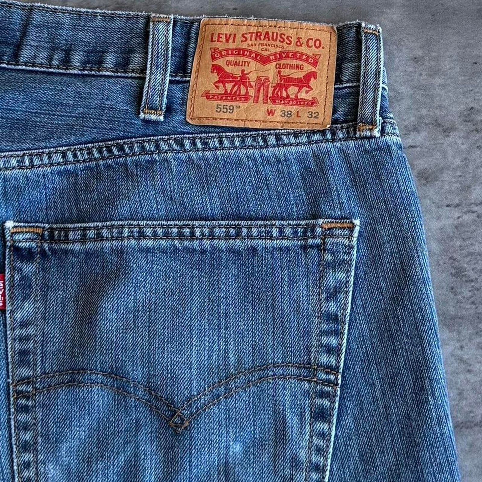 Levi's × Vintage Levi’s 559 Baggy Embroidered Essential Denim Jeans Size US 38 / EU 54 - 3 Thumbnail