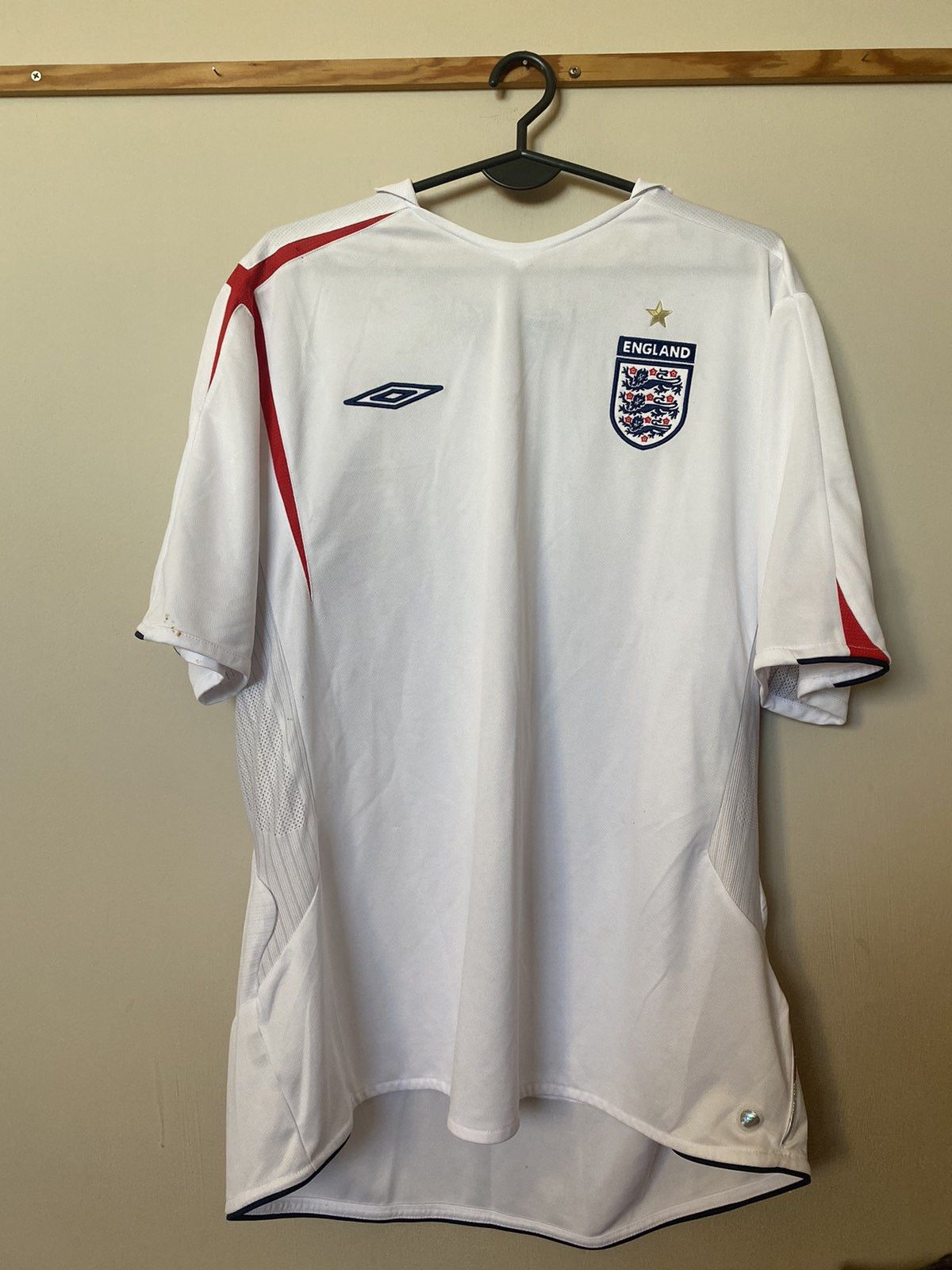Umbro Vintage Jersey ENGLAND - Umbro - 2005 - 2007 - XXL - UNIQUE Size US XXL / EU 58 / 5 - 1 Thumbnail