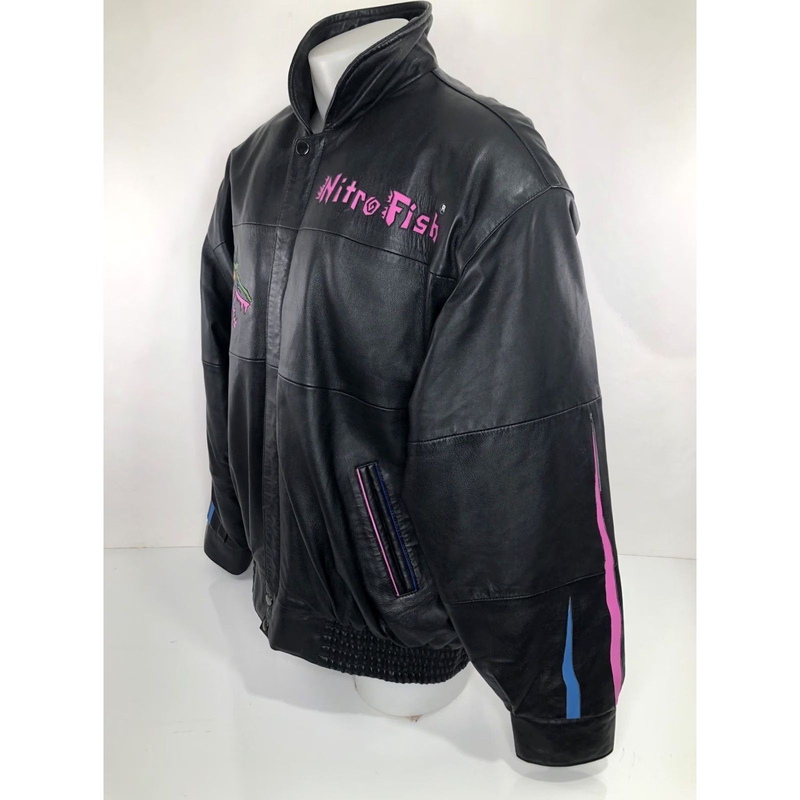 Vintage NITRO FISH Leather Bomber Jacket Mens XL Shoulder Pads Black 90s Fish Theme Vintage EXCELLENT Size US XL / EU 56 / 4 - 5 Thumbnail