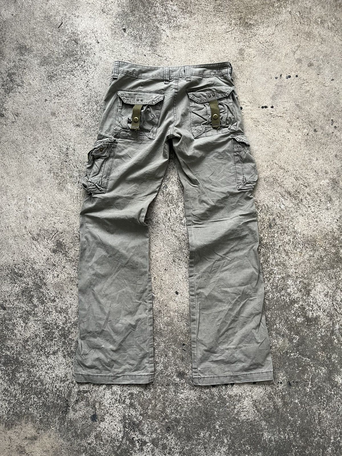 Japanese Brand Japan brand // G.O.A. Style Low rise flared cargo pants Size US 31 - 5 Thumbnail