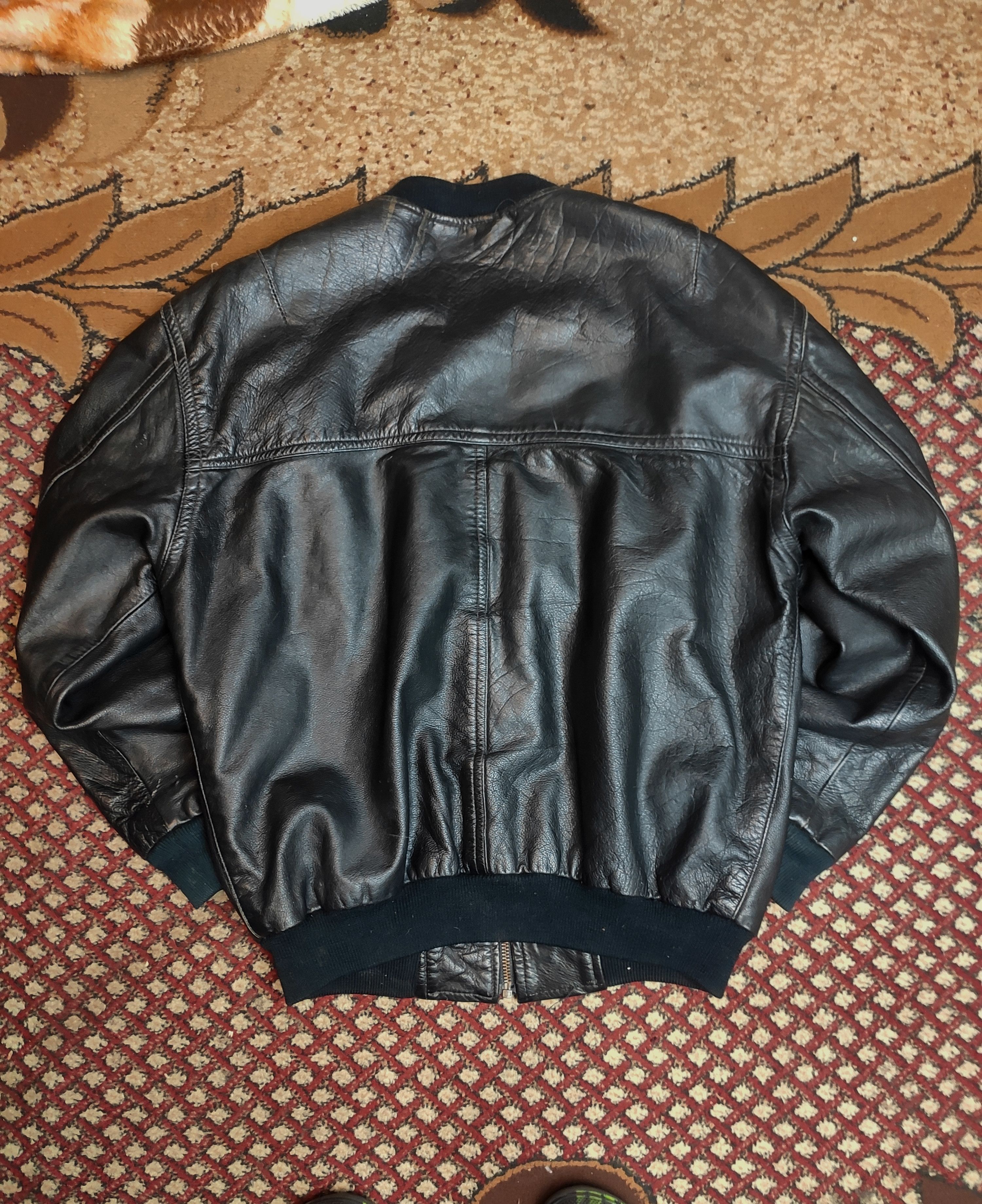 Vintage Black leather vintage bomber M ye yeezy motorcycle vintage Size US M / EU 48-50 / 2 - 5 Thumbnail