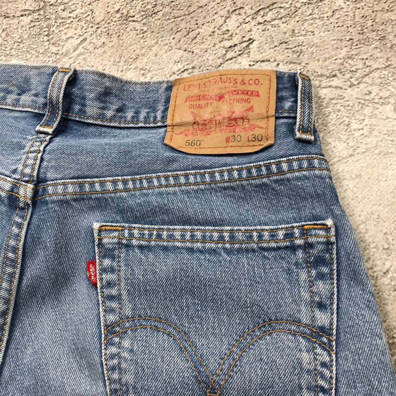 Vintage Vintage Levis 90s Sun Faded Relaxed Denim Shorts Y2K Punk 30 Size US 30 / EU 46 - 4 Thumbnail
