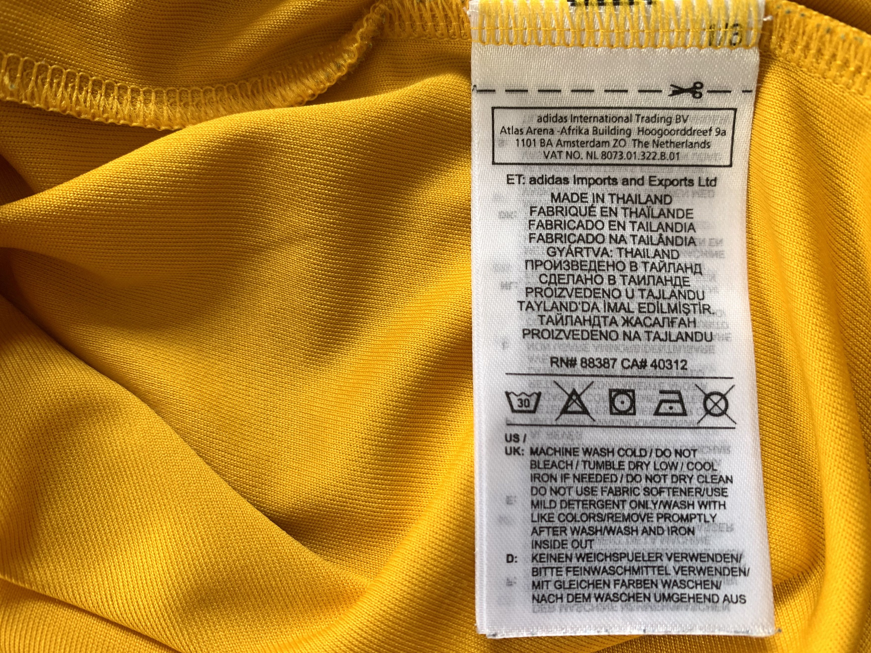 Adidas × Vintage Adidas Wolves Home Shirt Jersey 2018-2019 Size US S / EU 44-46 / 1 - 10 Thumbnail