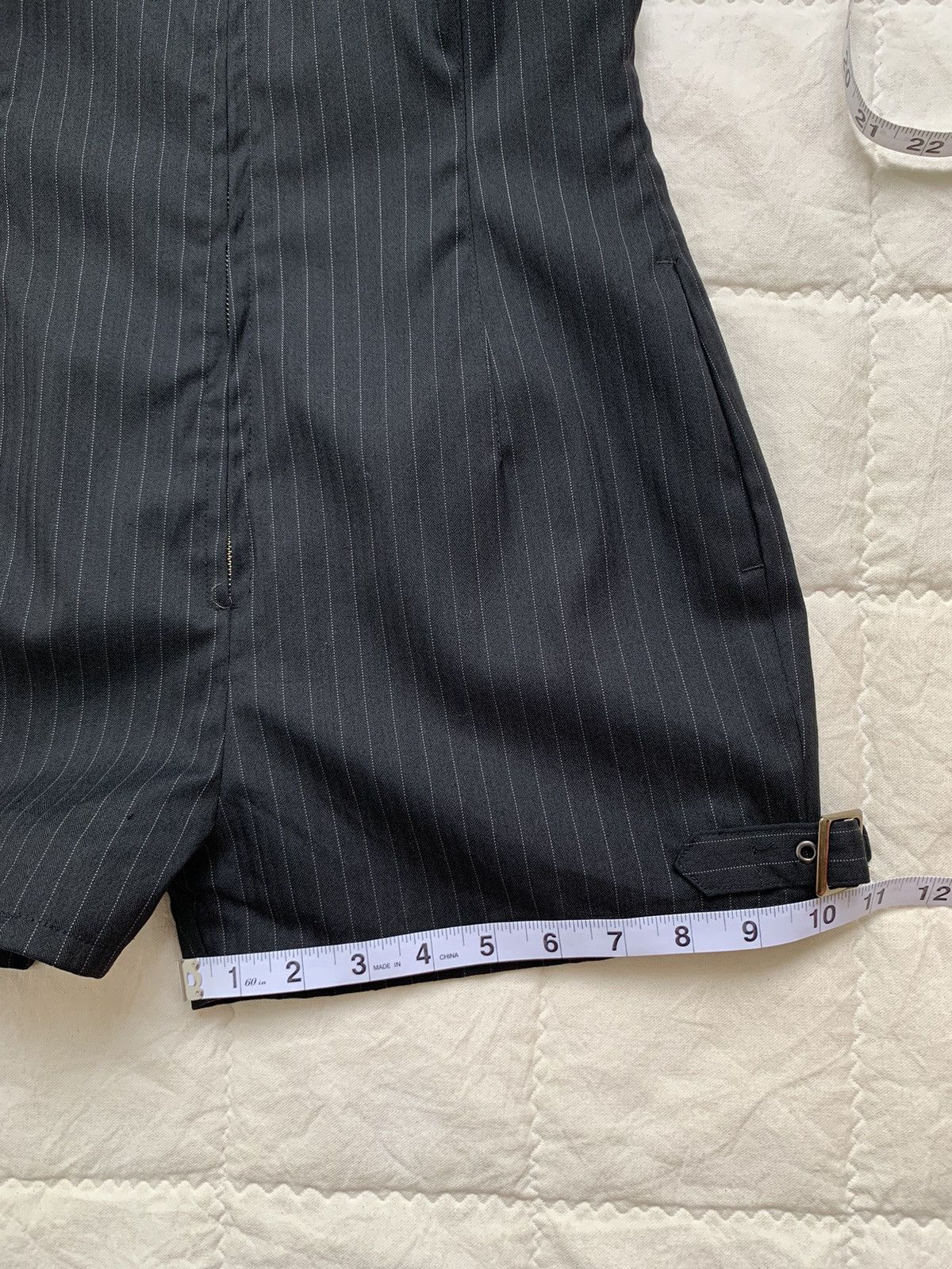 Japanese Brand Alice Auaa Gothic Pinstripe Romper Size 27" / US 4 / IT 40 - 19 Thumbnail