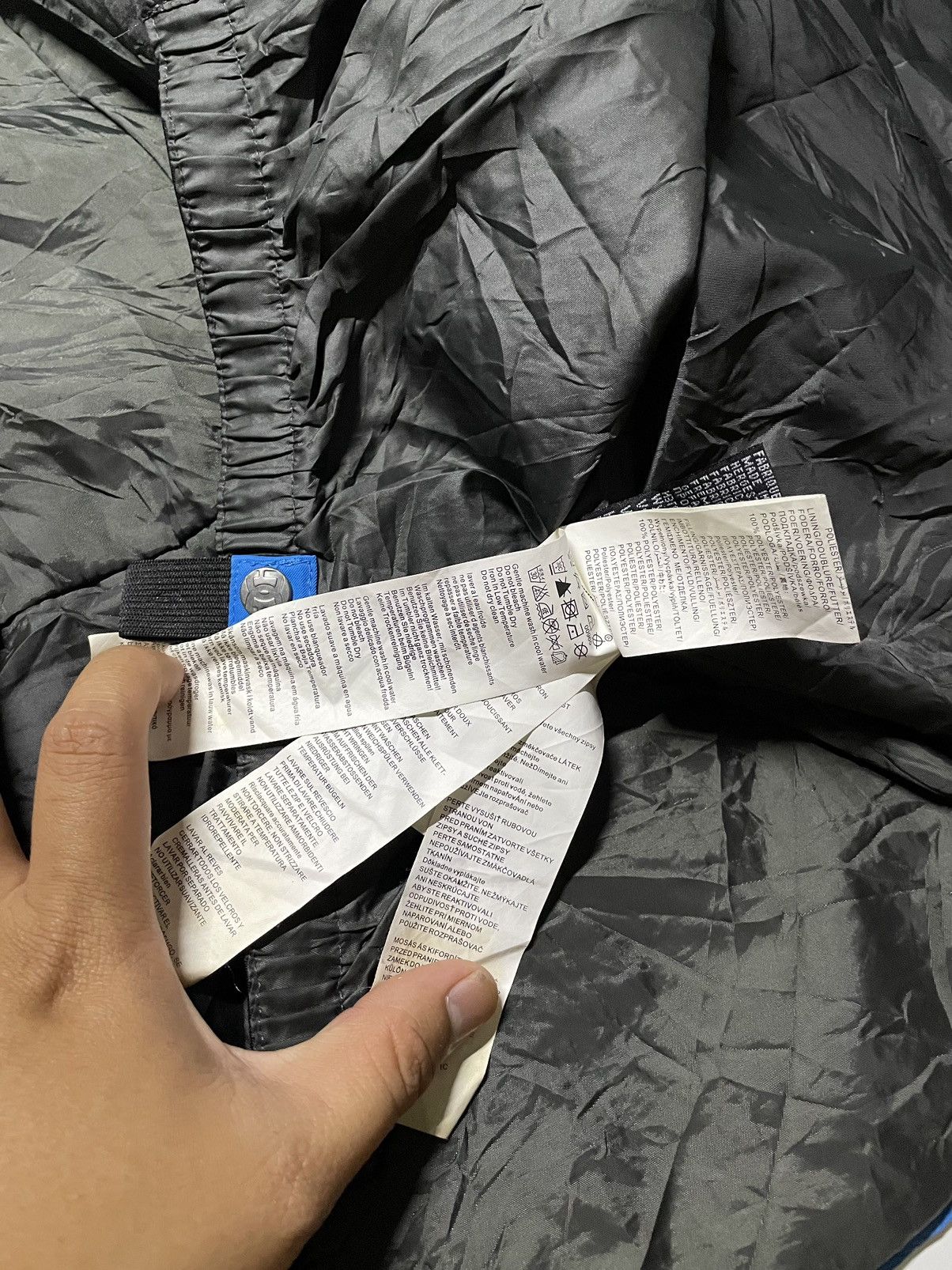 DC DC Outdoor 5000mm waterproof gropcore Windbreaker Jaket Size US L / EU 52-54 / 3 - 10 Thumbnail