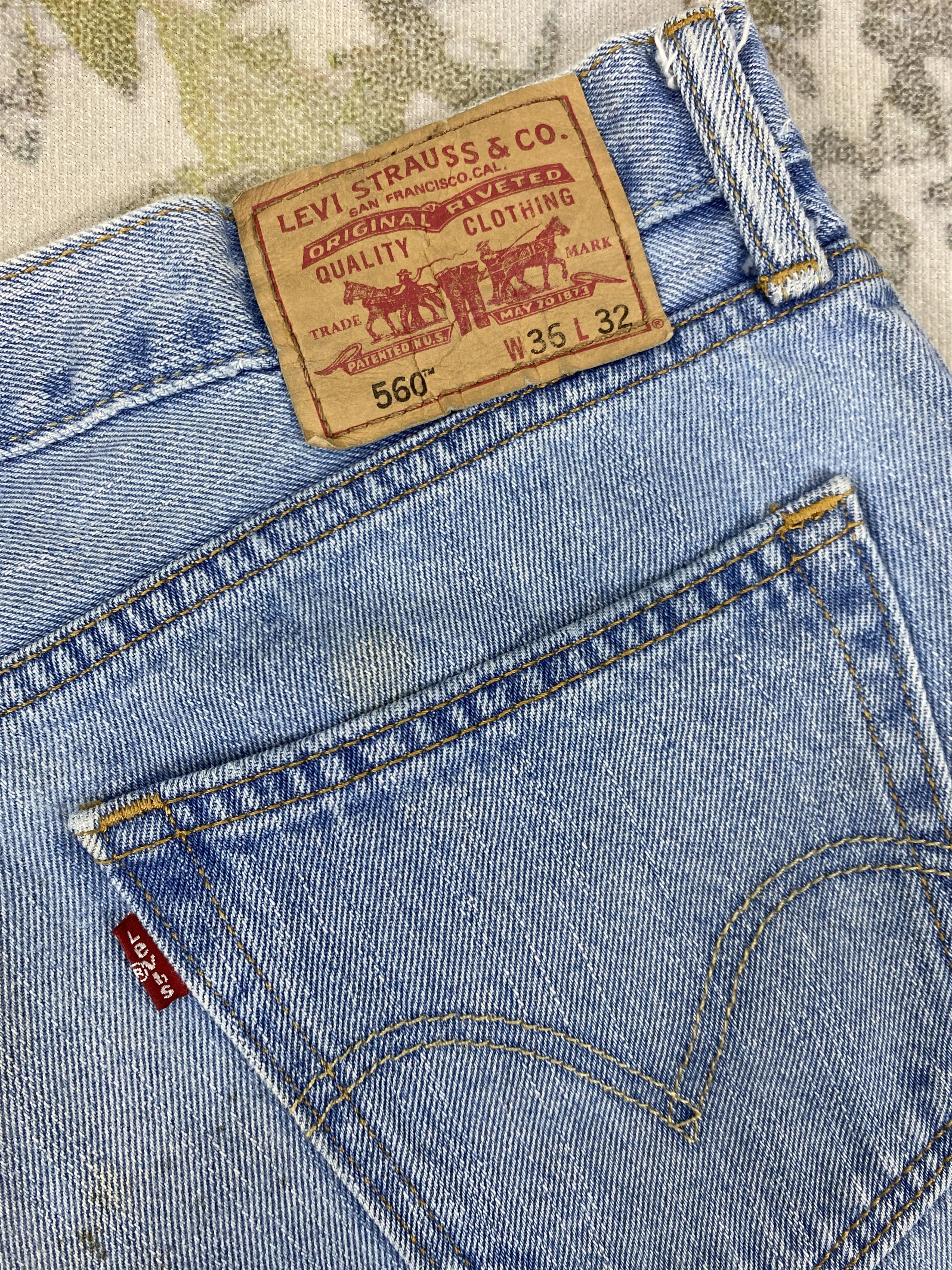 Levi's Blue Vintage Levi's 560 Jeans 38x33 Denim -JN2078 Size US 38 / EU 54 - 13 Thumbnail