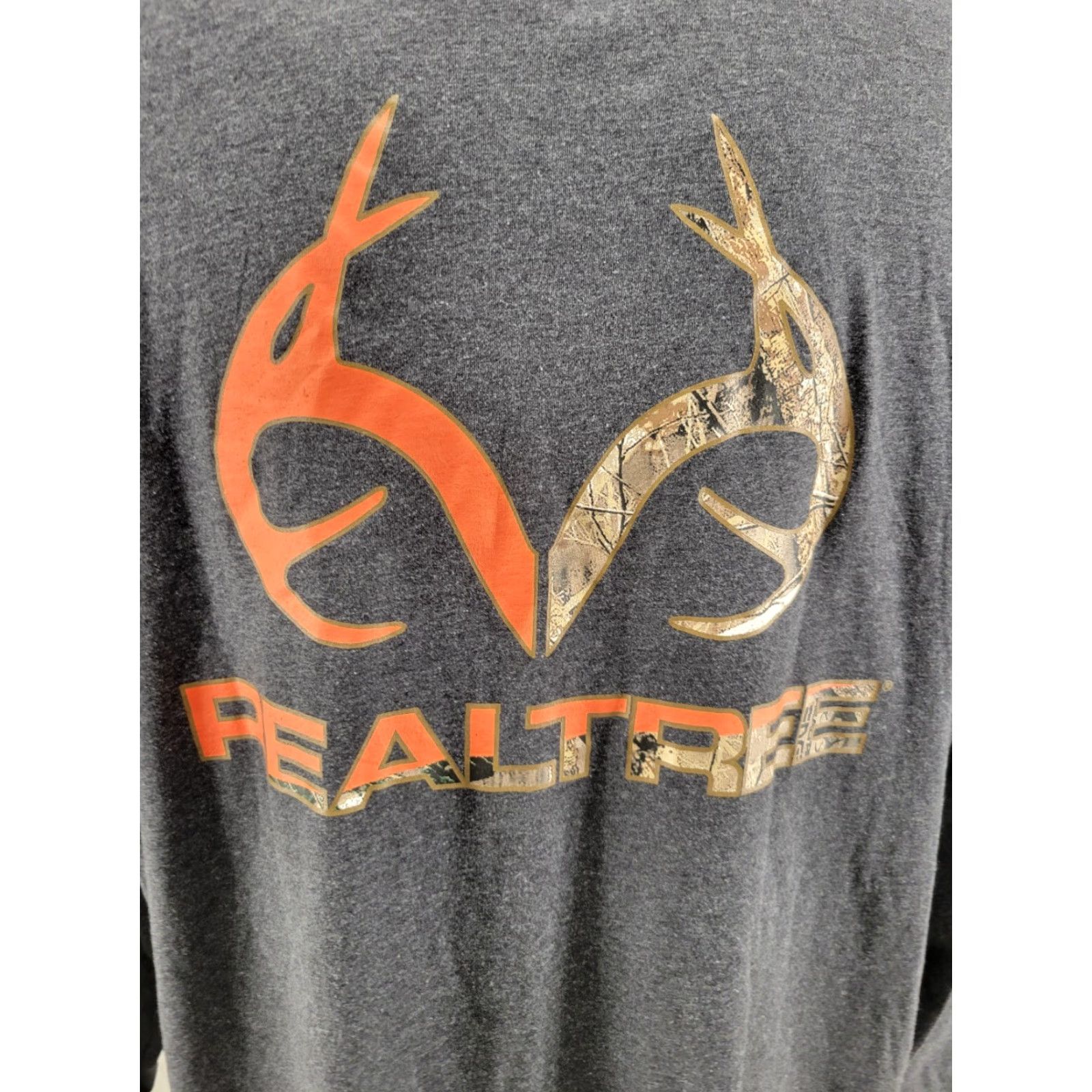 Vintage VINTAGE Ocean + Coast Realtree T-Shirt Mens XLT Long Sleeve Hunting Outdoor Size US XL / EU 56 / 4 - 7 Thumbnail