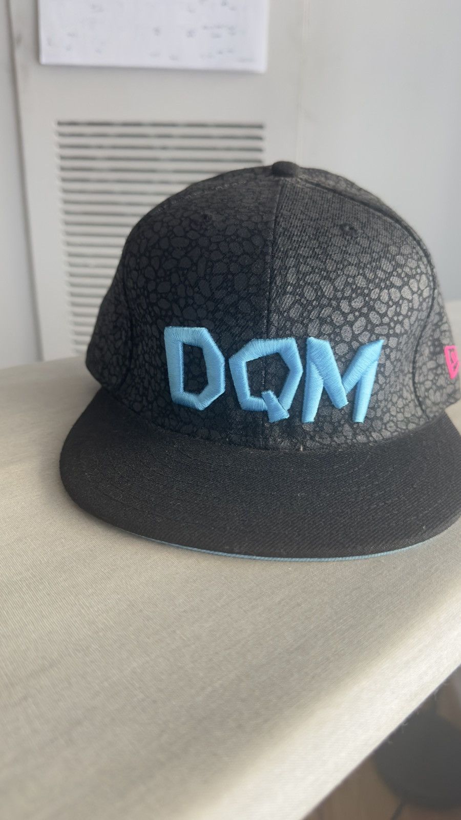 DQM DQM New Era fitted 7 1/2 Size ONE SIZE - 1 Thumbnail