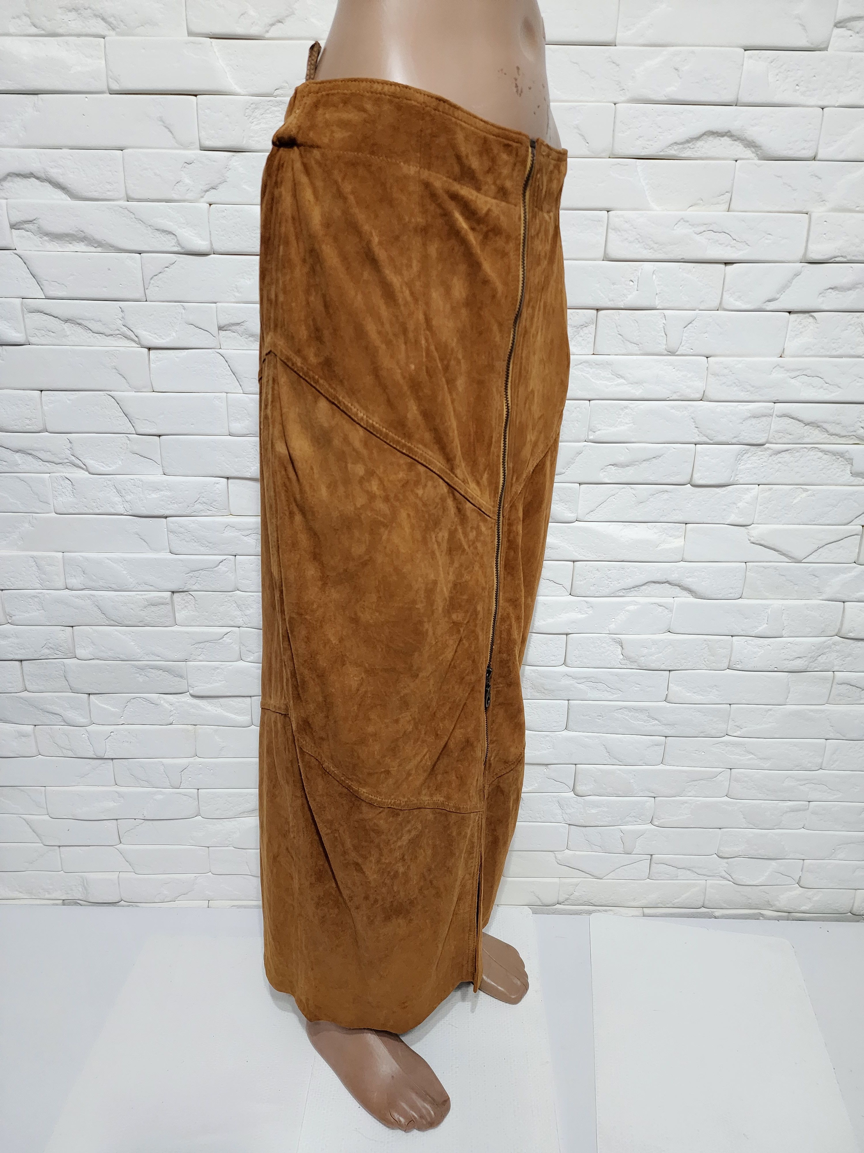 Genuine Leather Leather skirt. Size 31" - 3 Thumbnail