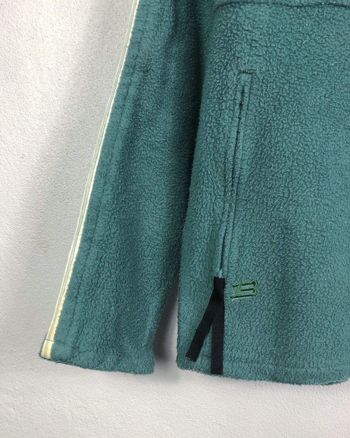 Burton × Vintage Rare Vintage Burton Snowboards Fleece Sweatshirt Size US S / EU 44-46 / 1 - 5 Thumbnail