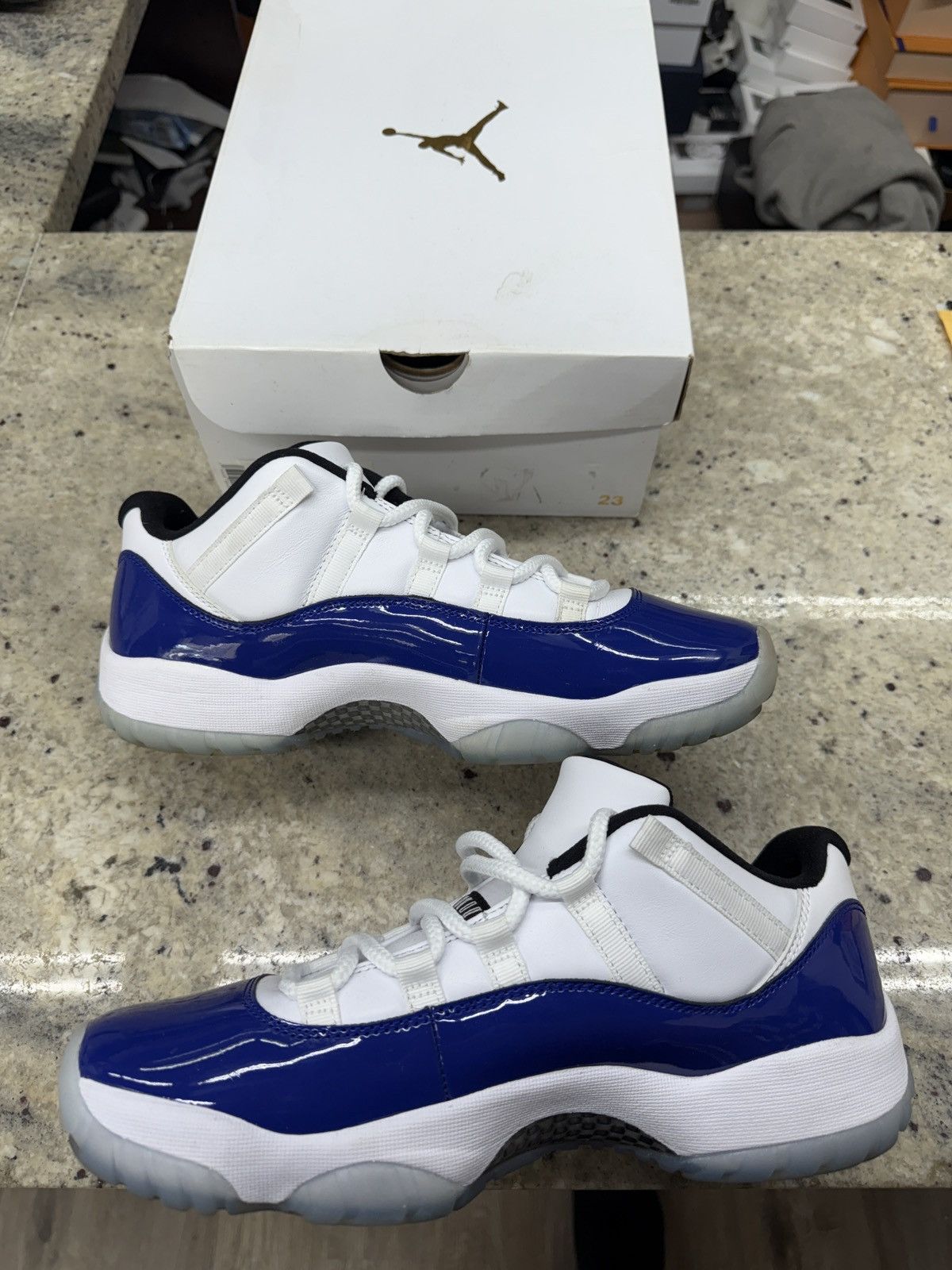 Jordan Brand Air Jordan 11 Retro Low White Concords Size US 11 / EU 44 - 2 Thumbnail