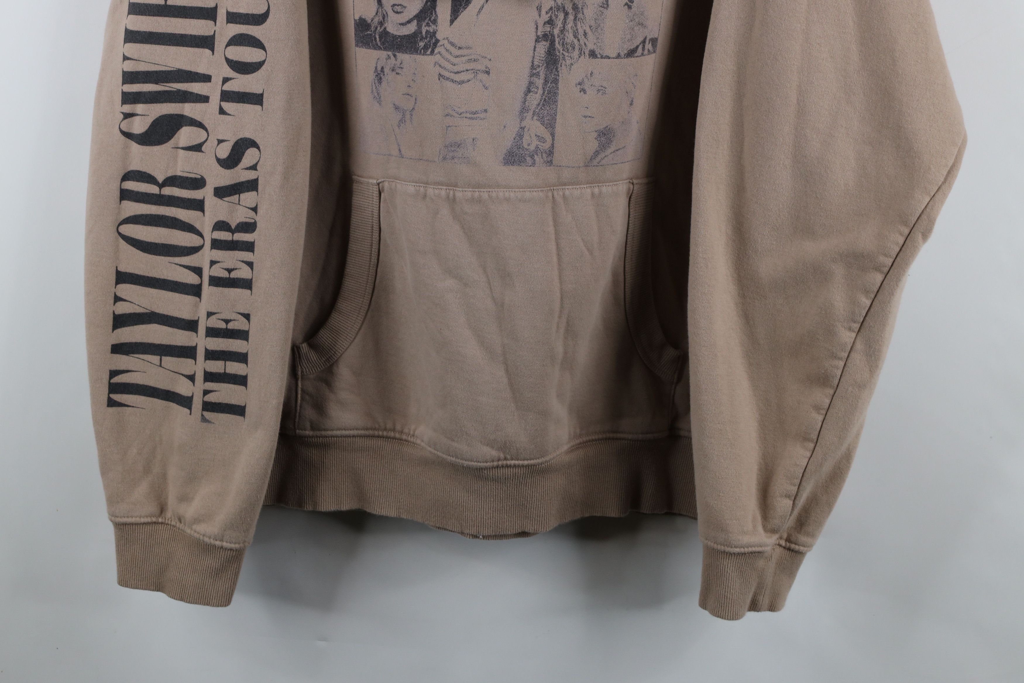 Vintage Taylor Swift The Eras Tour Spell Out Official Tour Hoodie Size US XXL / EU 58 / 5 - 3 Thumbnail