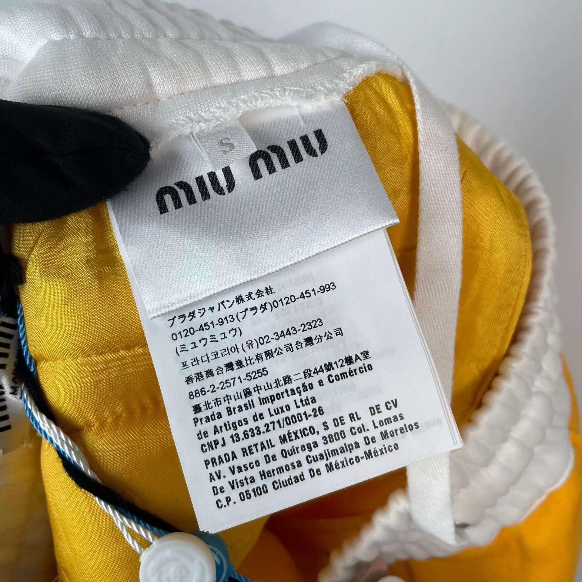 Miu Miu MIU MIU yellow pants S new with tags Size 26" / US 2 / IT 38 - 5 Thumbnail