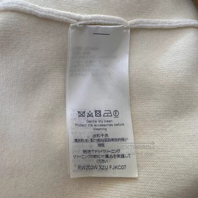 Louis Vuitton Louis Vuitton Off-white wool three-quarter sleeve zippered Size M / US 6-8 / IT 42-44 - 8 Thumbnail