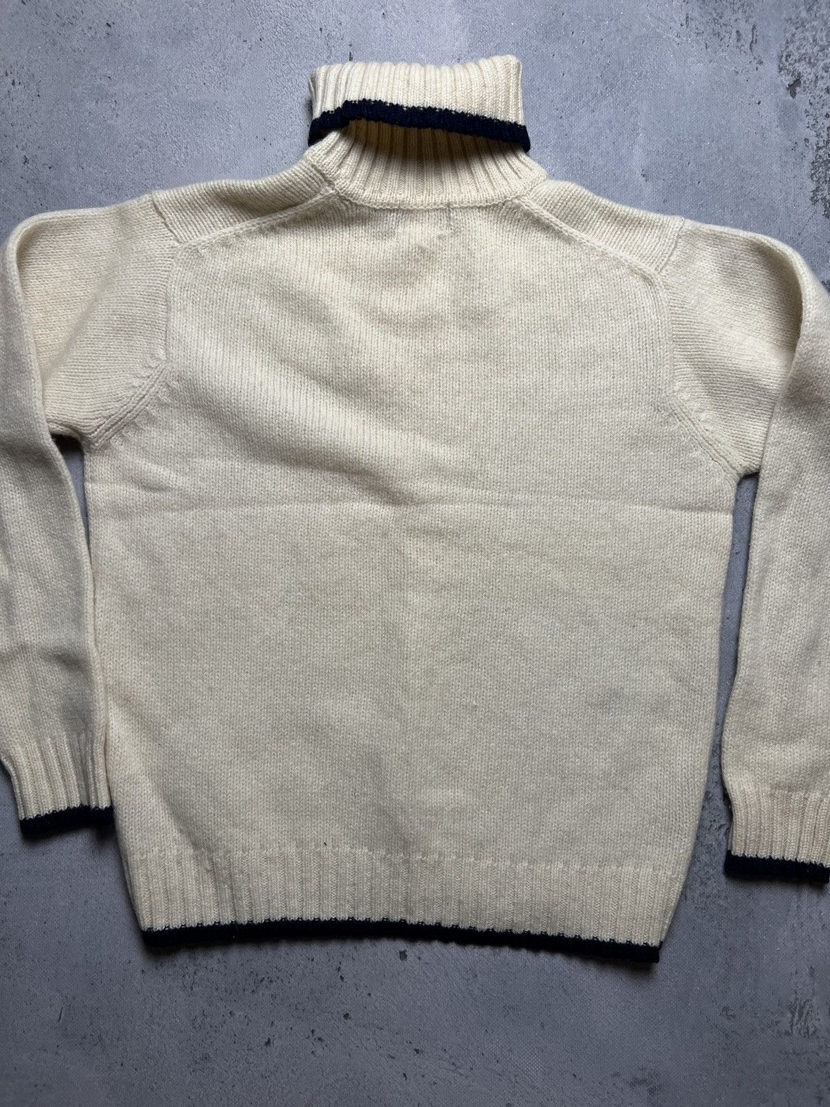 Diesel Diesel Vintage Distressed Knitwear Cream Wool Sweater 90's Size L / US 10 / IT 46 - 11 Thumbnail