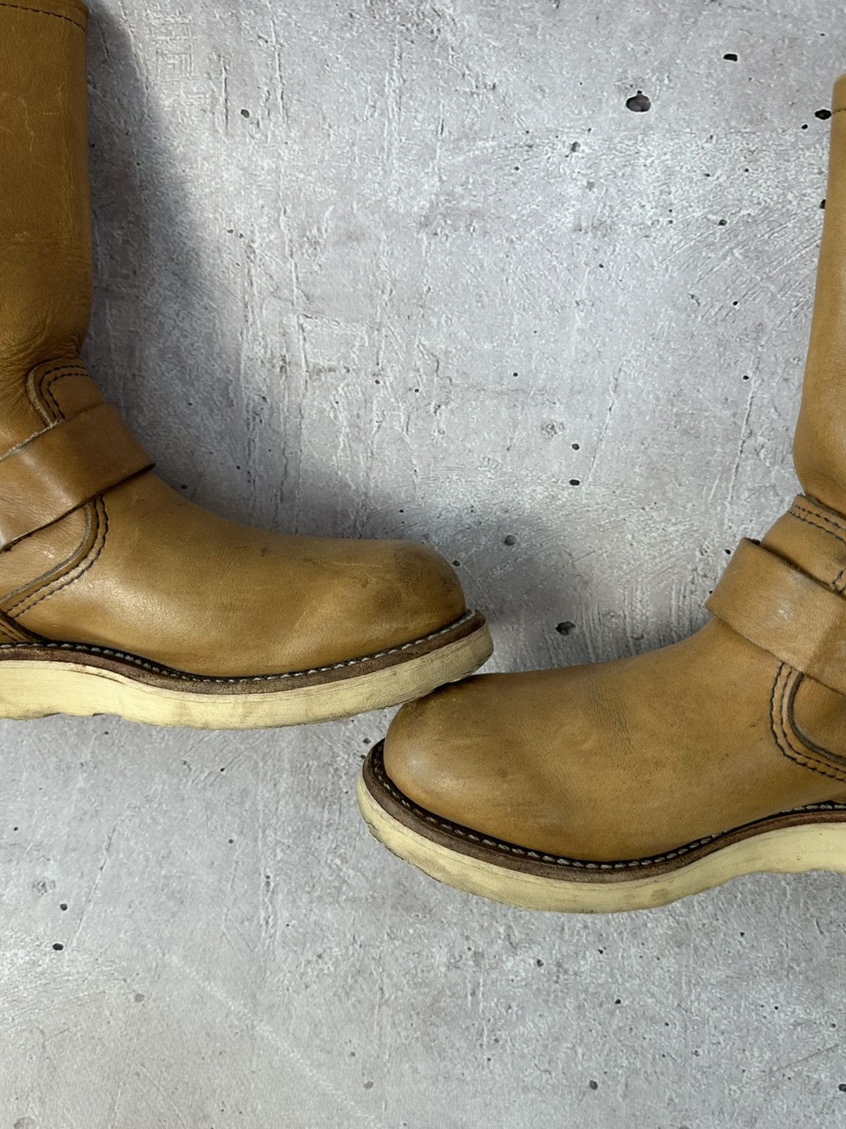 Red Wing Red Wing 9027 Leather Beige Made in USA Women’s Boots Size US 7.5 / IT 37.5 - 14 Thumbnail