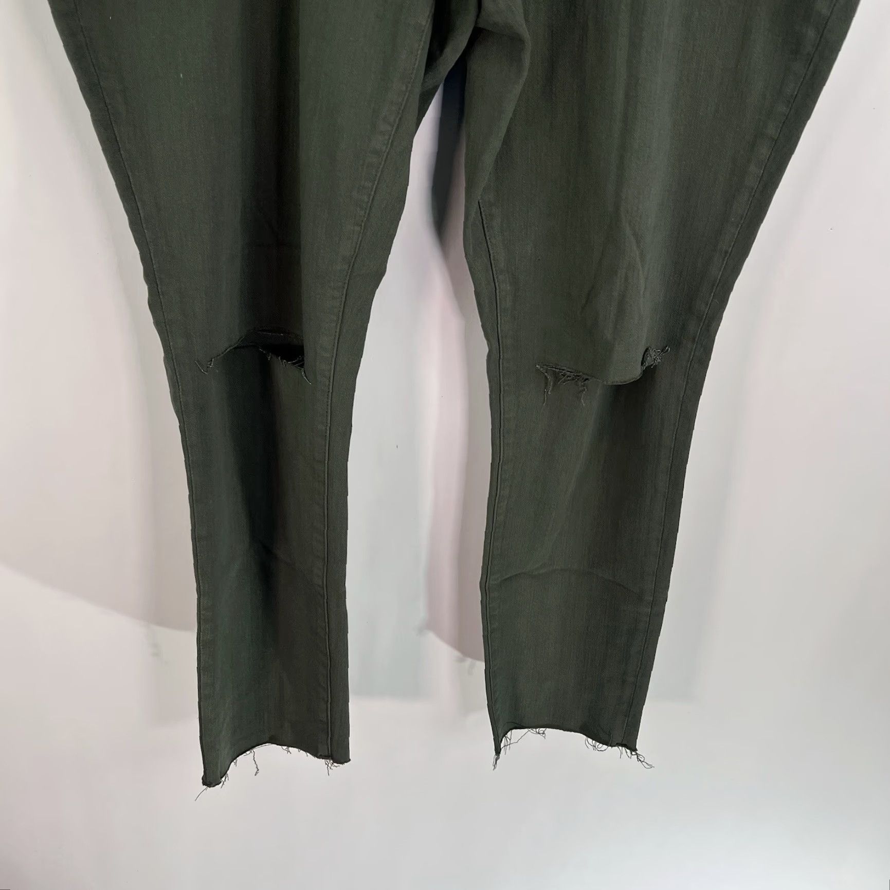 Vintage Universal Threads Fitted Hips/Thighs Slim Leg Jeggings Womens 18W Green 40X30 Size 40" / US 18 - 3 Thumbnail