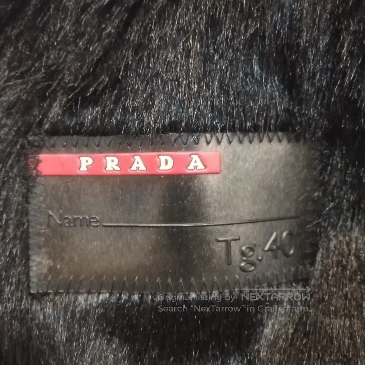 Prada Prada Black Wool Hooded Toggle Coat . Size US M / EU 48-50 / 2 - 7 Thumbnail