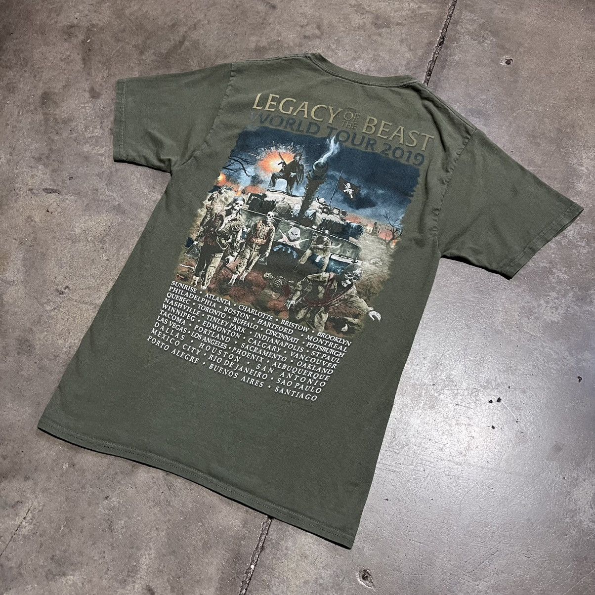 Band Tees Iron Maiden Aces High Band Tee 2019 Legacy of Beast Tour Size US M / EU 48-50 / 2 - 7 Thumbnail