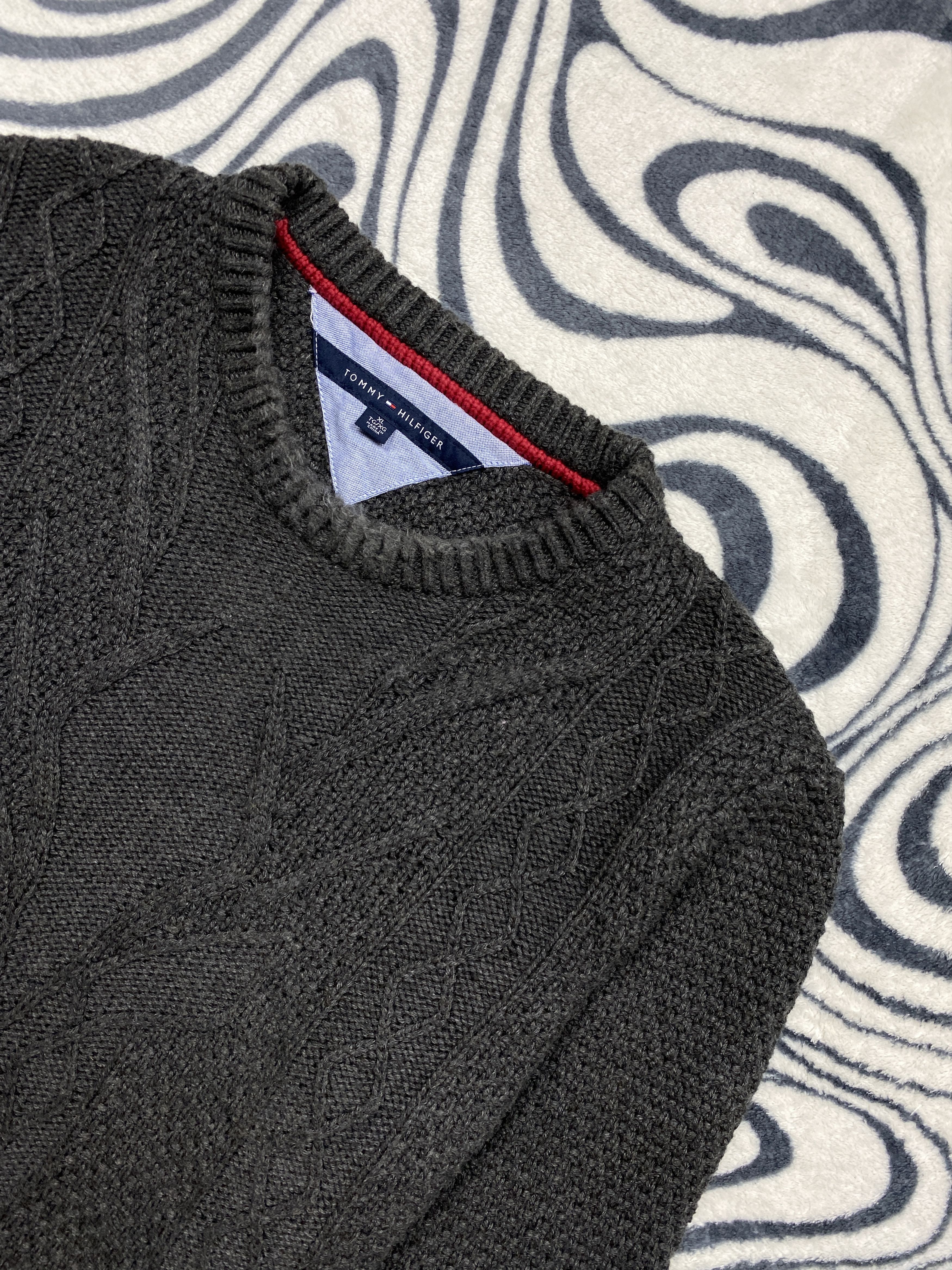 Tommy Hilfiger × Vintage Tommy Hilfiger Vintage Wool Knit Sweater Y2K very warm Size US XL / EU 56 / 4 - 2 Thumbnail