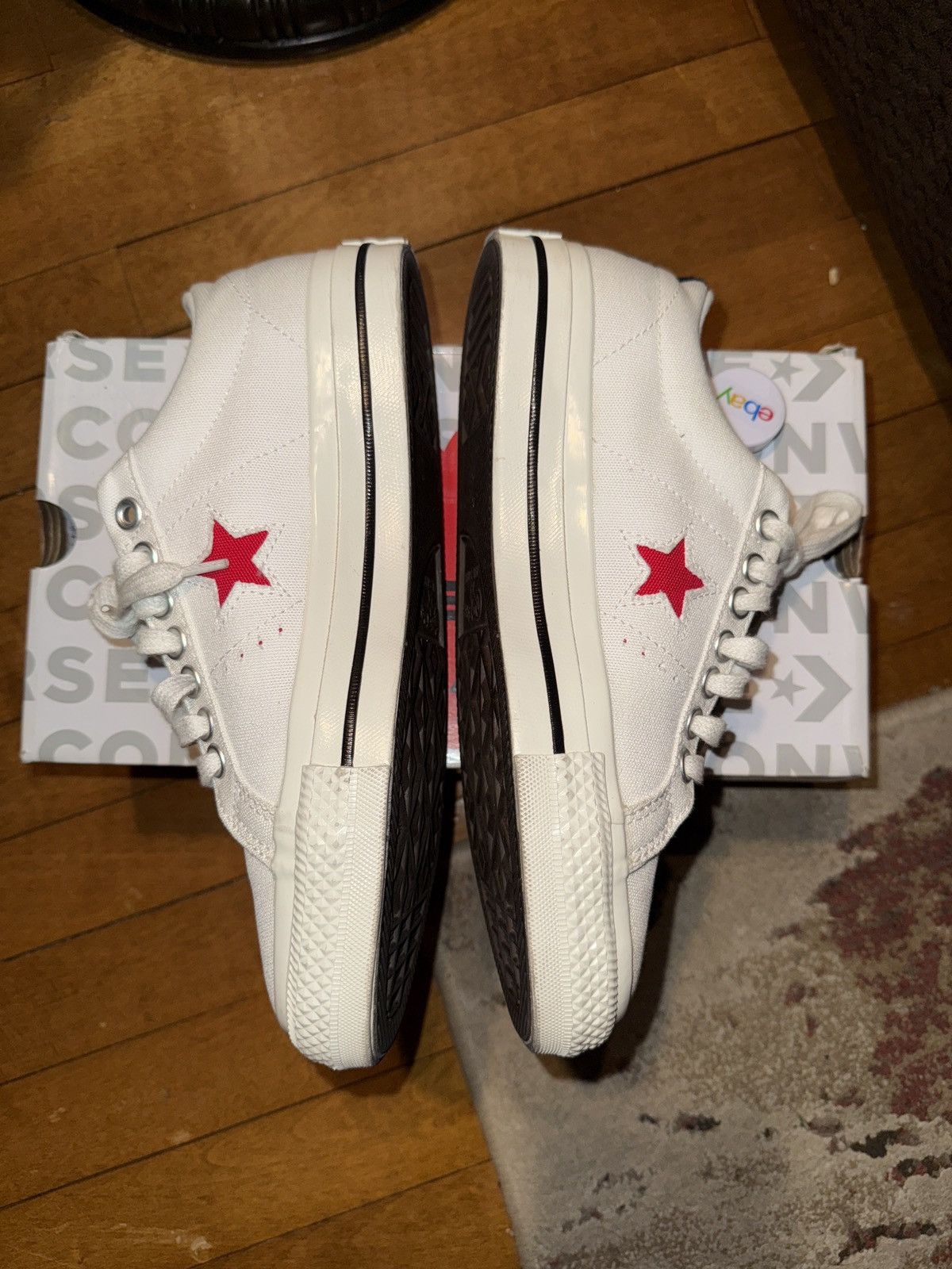 Comme des Garcons PLAY × Converse Converse x Comme des Garcons Play, one star “cloud dancer” Size US 8 / EU 41 - 8 Thumbnail