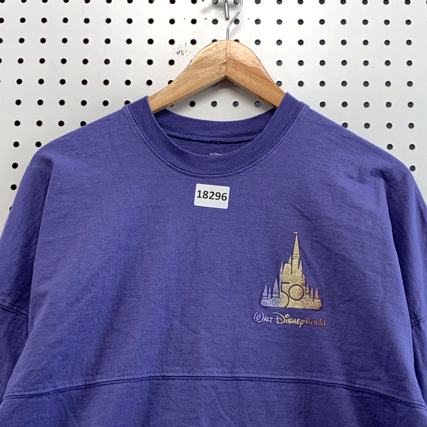 Disney VINTAGE Walt Disney Spirit Jersey T-Shirt 50th Anniversary Castle Purple XS Unisex Adults Size US XS / EU 42 / 0 - 3 Thumbnail