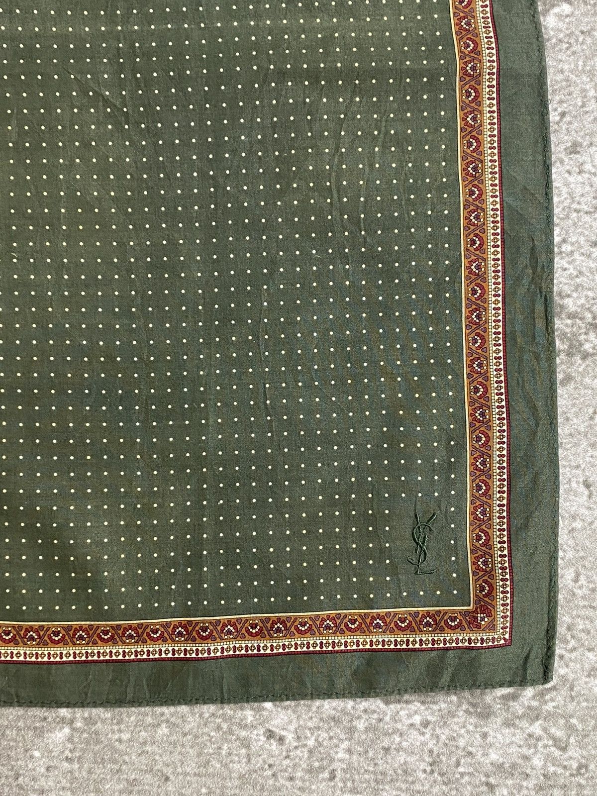 Yves Saint Laurent Yves saint laurent Handkerchief / Bandana / Neckerchief Size ONE SIZE - 6 Thumbnail