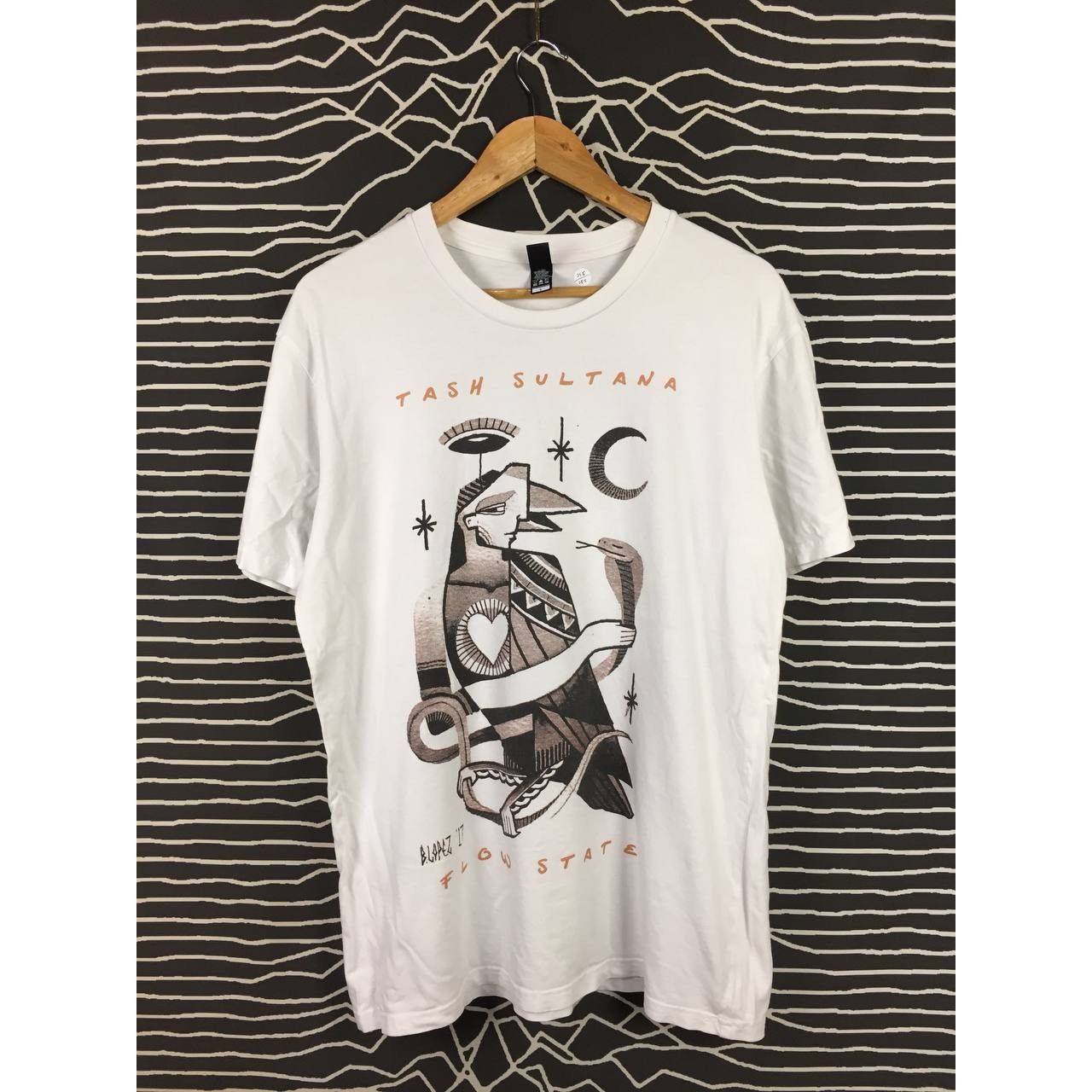 Band Tees × Rap Tees Tash Sultana Australian Singer Flow State Album Rap Tees Size US L / EU 52-54 / 3 - 1 Thumbnail