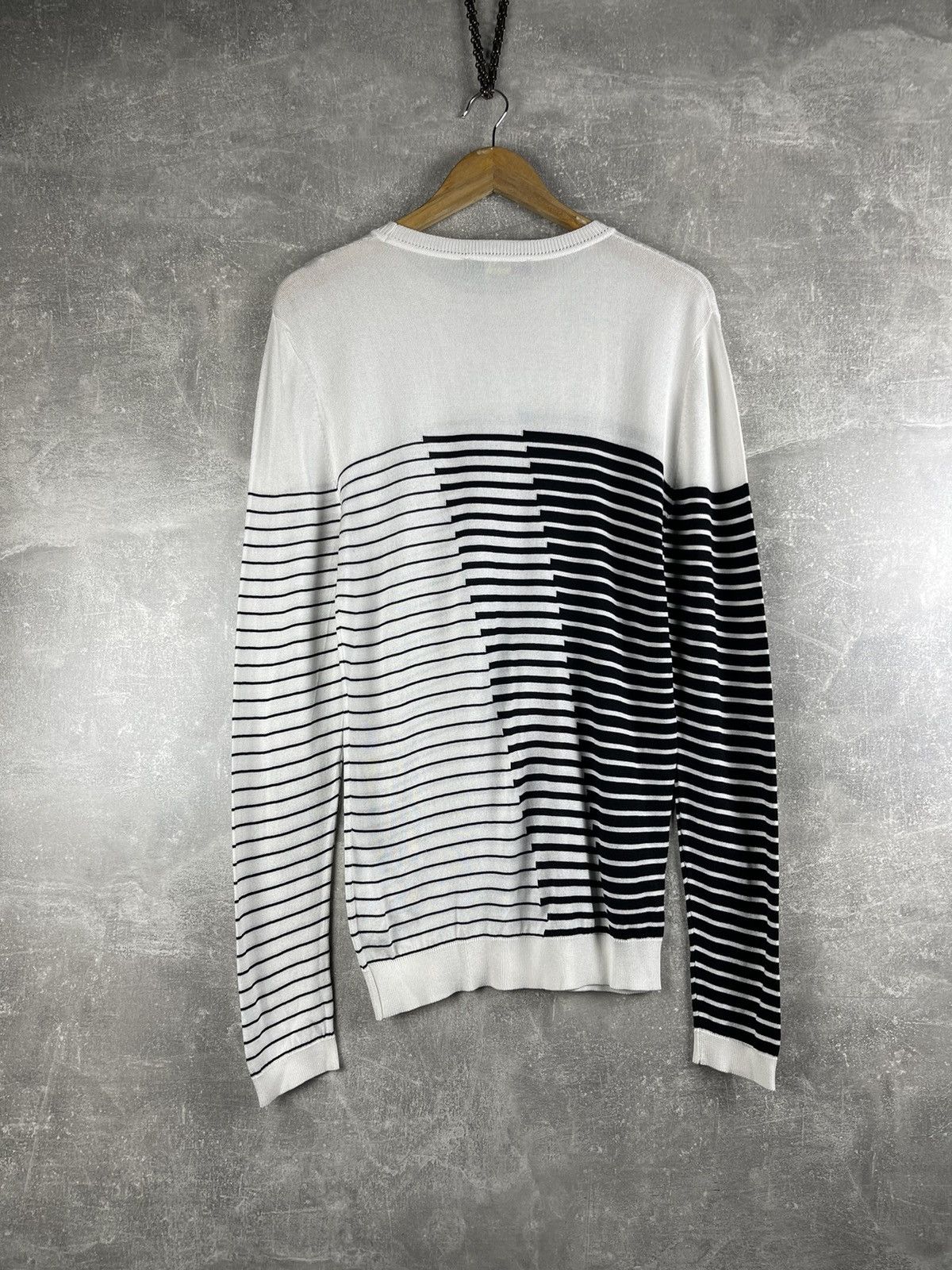 Versus Versace Versus Versace Italy Black White Optical Stripe Knit Sweater Size US M / EU 48-50 / 2 - 6 Thumbnail