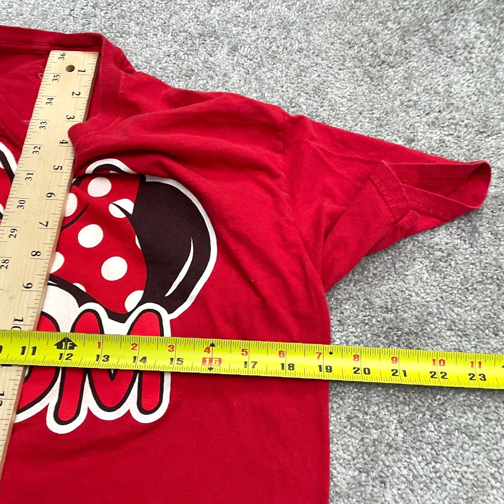 Disney Disney Minnie Mouse Graphic T-Shirt Womens Medium Red Crew Neck Cotton Mom Tee Size M / US 6-8 / IT 42-44 - 7 Thumbnail