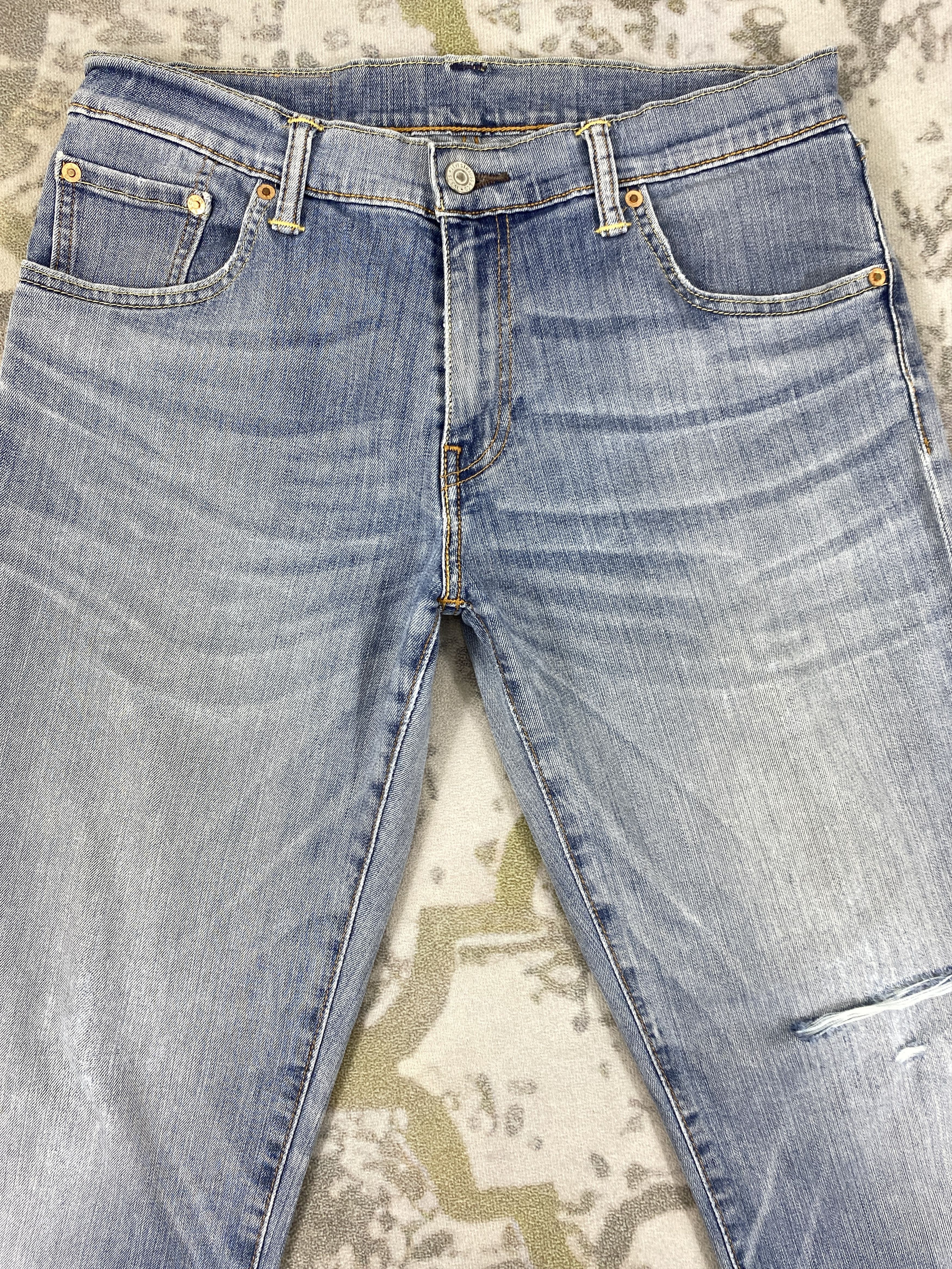 Levi's Light Blue Wash Levi's 502 Jeans 31x30.5 Denim -JN1425 Size US 31 - 3 Thumbnail