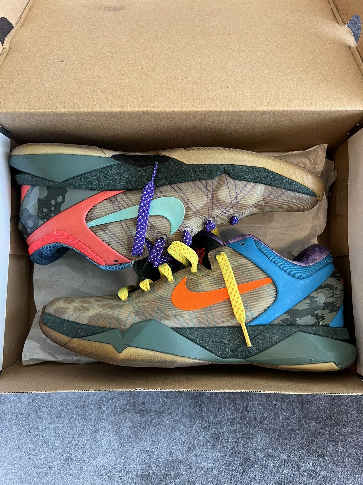 Nike What The Kobe 7 Size US 9.5 / EU 42-43 - 11 Thumbnail