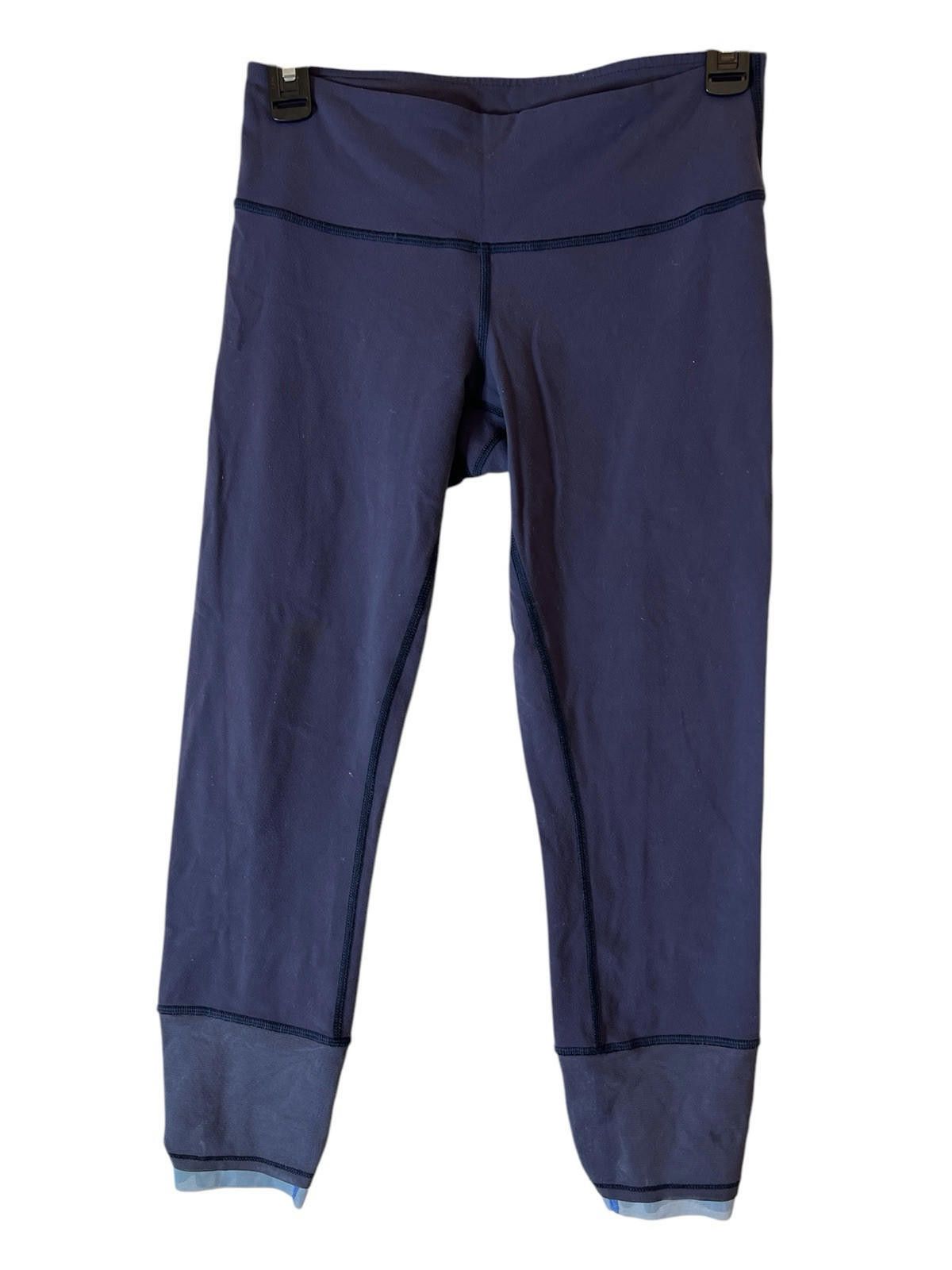 Designer Lululemon Find Your Flow Crop Leggings 23” Navy Blue Size 6 Size 28" / US 6 / IT 42 - 2 Thumbnail