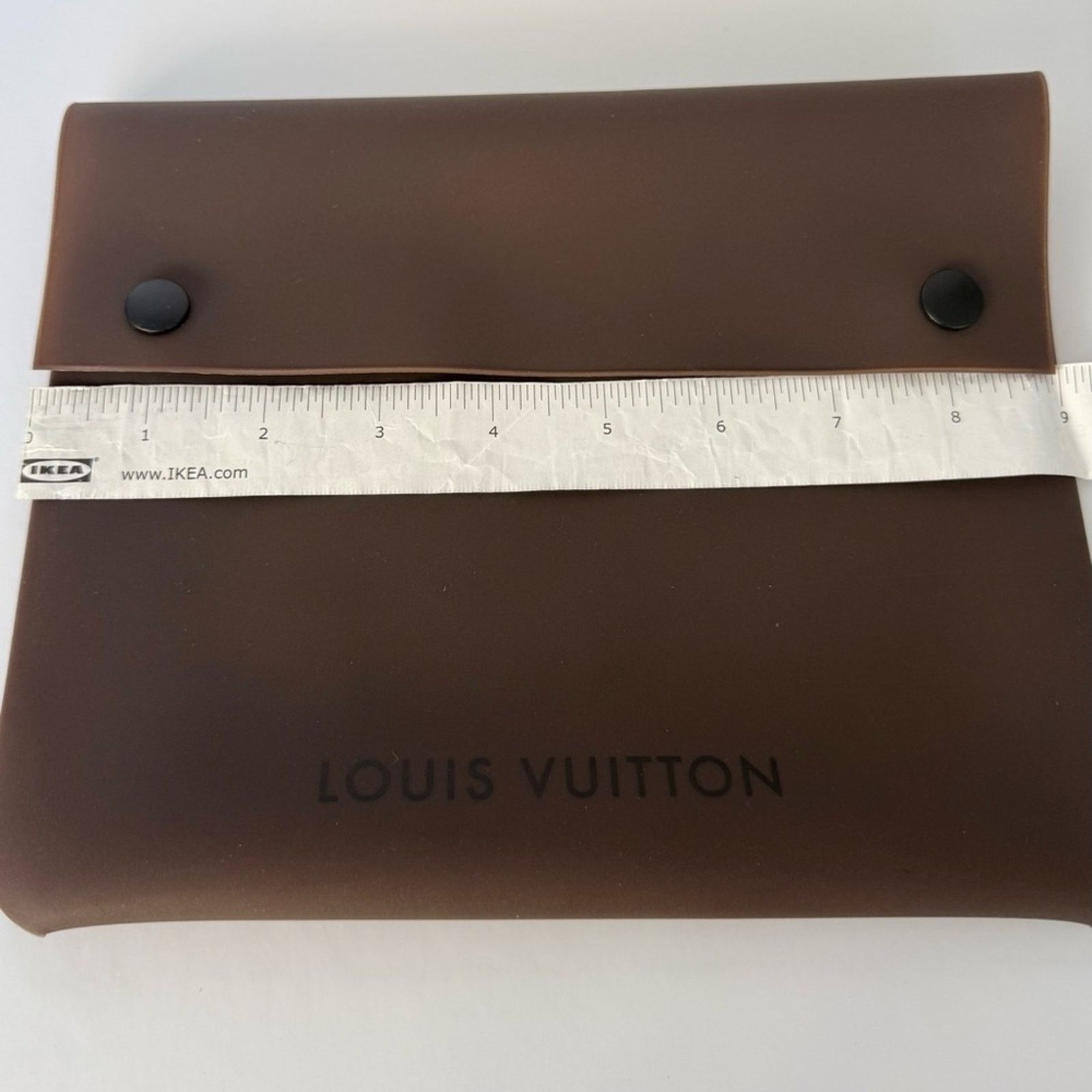 Louis Vuitton Louis Vuitton silicone snap pouch Authentic Size ONE SIZE - 5 Thumbnail
