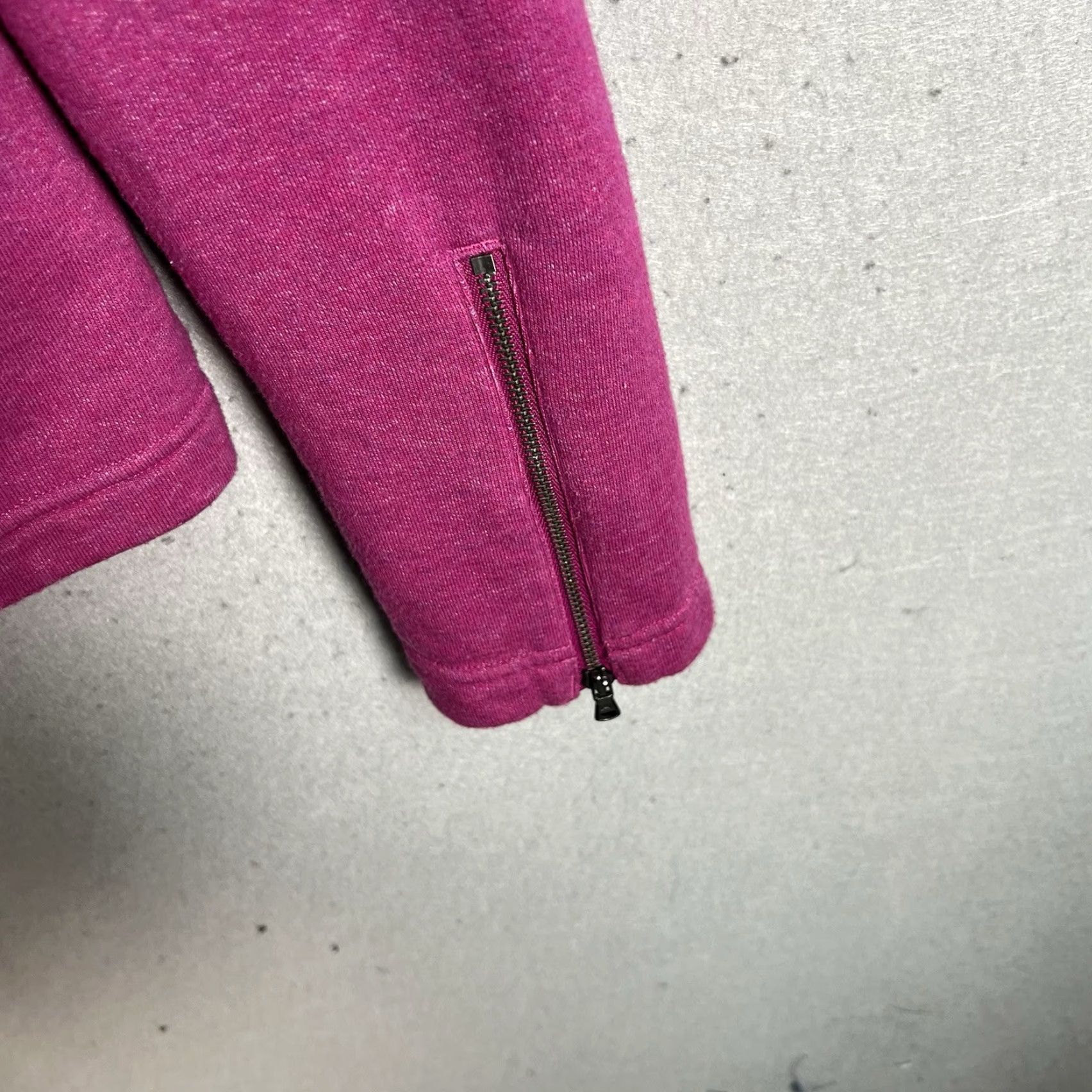 Under Armour VINTAGE Under Armour Sweatshirt Womens Large All Season Gear Full Zip Sweater Size L / US 10 / IT 46 - 6 Thumbnail
