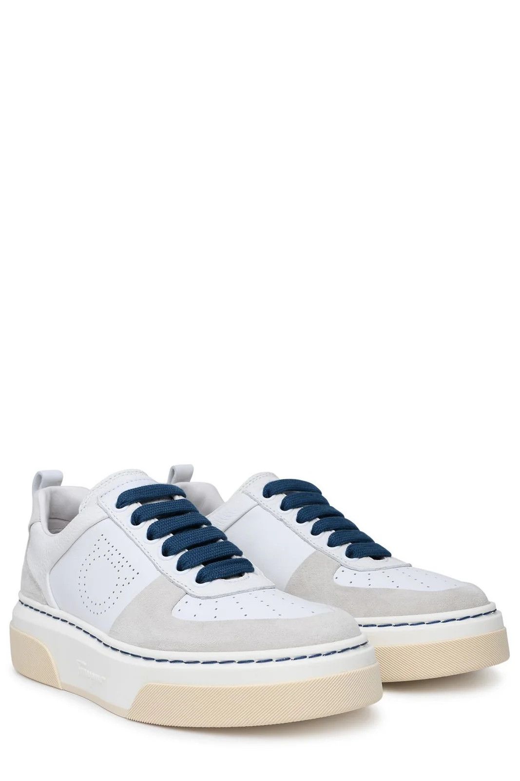 Salvatore Ferragamo o1s1rm0924 Gancini Low-Top Sneakers in White/Grey Size US 7 / EU 40 - 3 Thumbnail