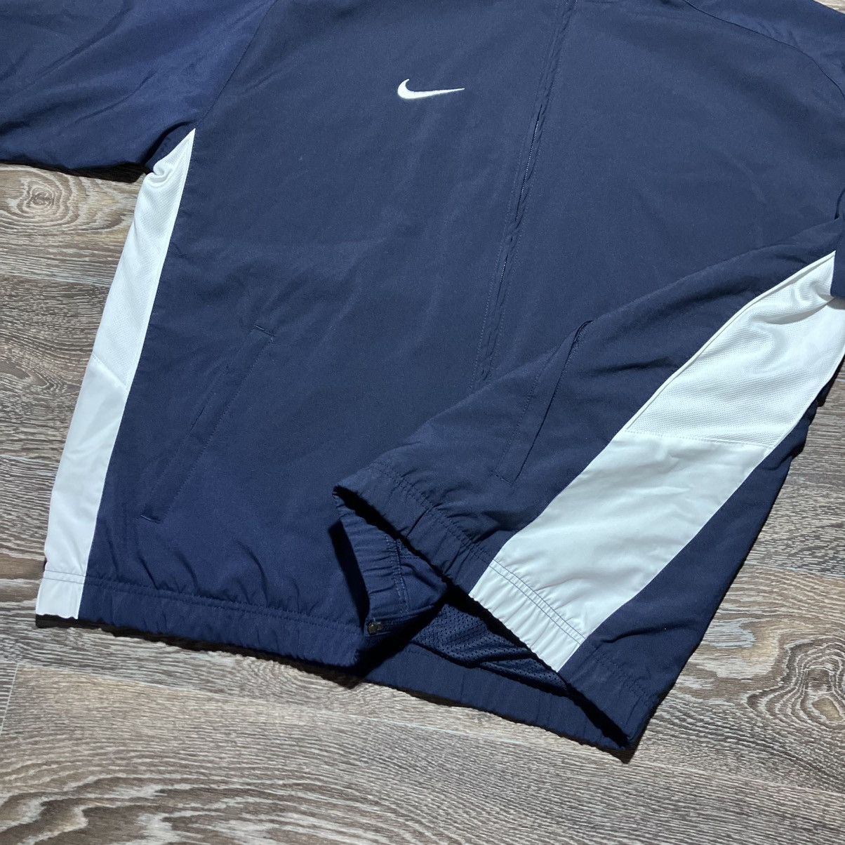 Nike Vintage NIKE Embroidered Mini Swoosh Baggy Fit Tracksuit Size US XL / EU 56 / 4 - 8 Thumbnail