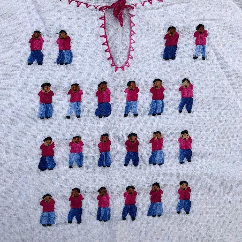 Designer Pre Owned Embroidered White Hand Made Blouse XS Size XS / US 0-2 / IT 36-38 - 4 Thumbnail