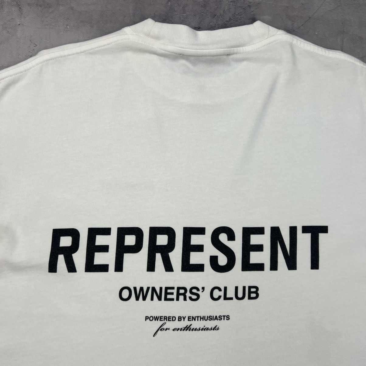 Represent Clo. Rare! Represent Luxury Big Logo Tee Size US M / EU 48-50 / 2 - 4 Thumbnail