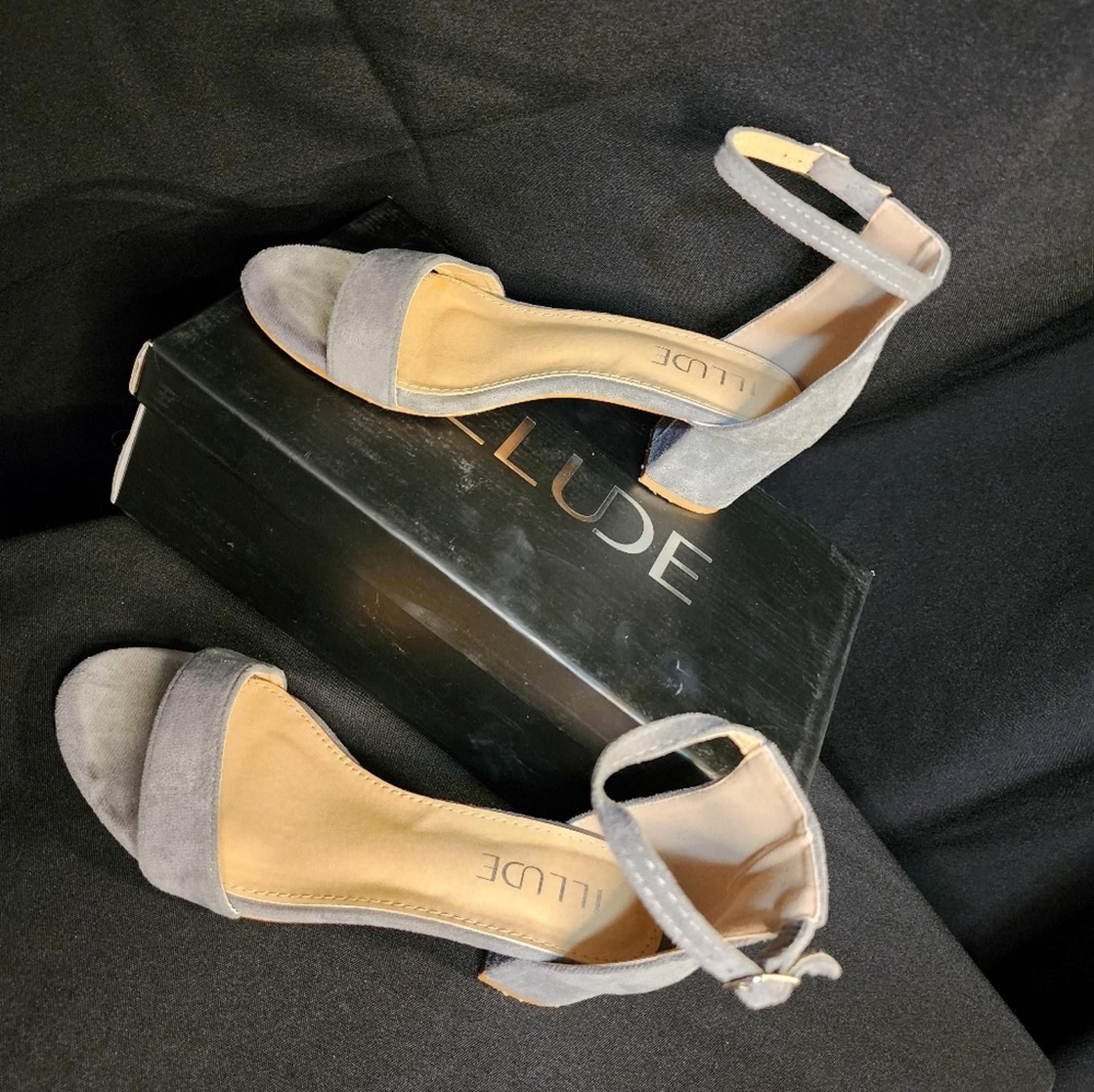 Other Size 8 Illude Grey "suede" sandals Size US 8 / IT 38 - 1 Thumbnail