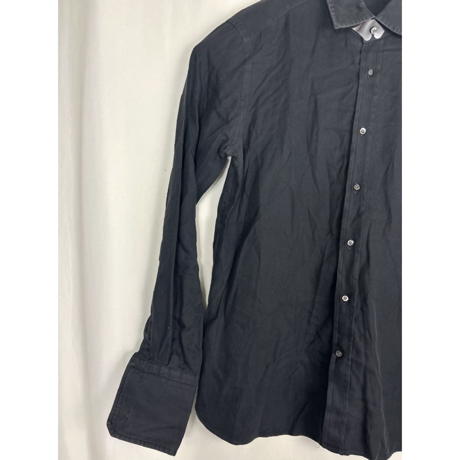 Hugo Boss HUGO BOSS Mens Shirt Dress Button-Down Long Sleeve Black 16.5 42 16.5 31.5” 29” Geometric Selection Mens, Shirt, Black, Button-Down, Long Sleeve Size 46R - 2 Thumbnail
