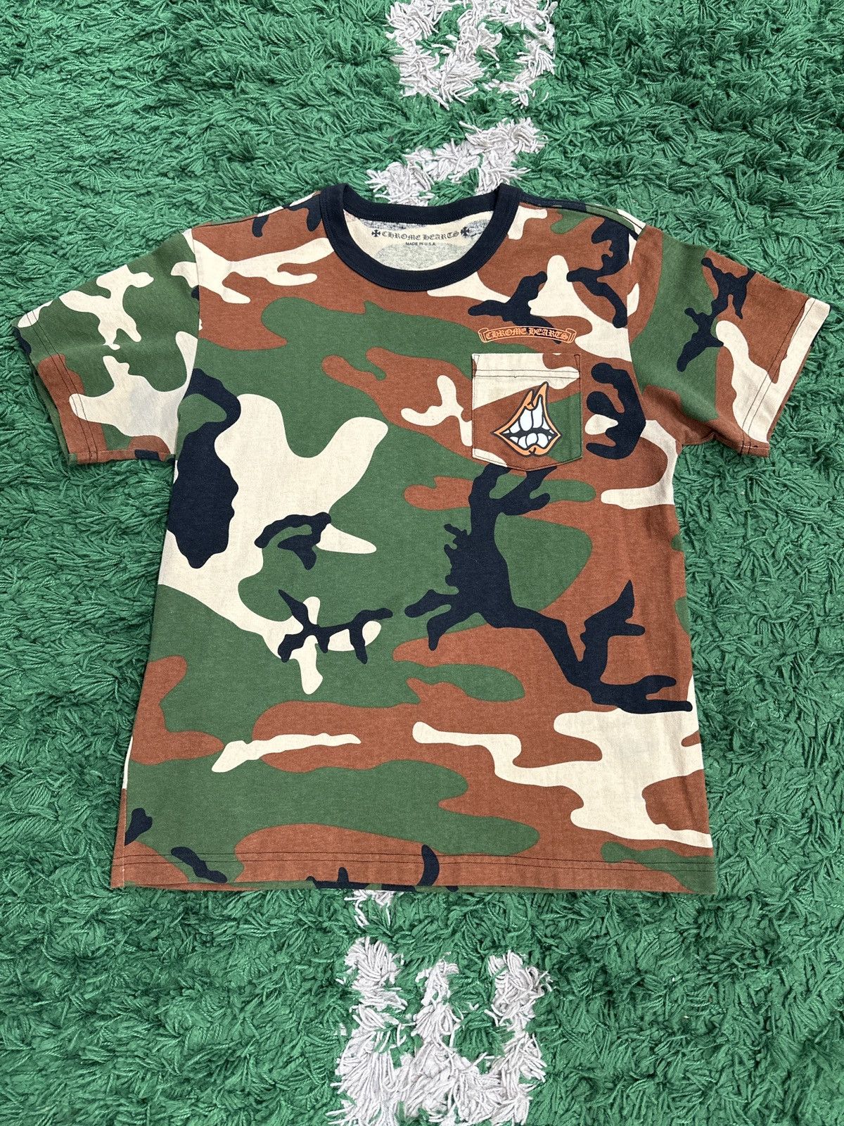 Camo Two Hearts Tee Men main image 0