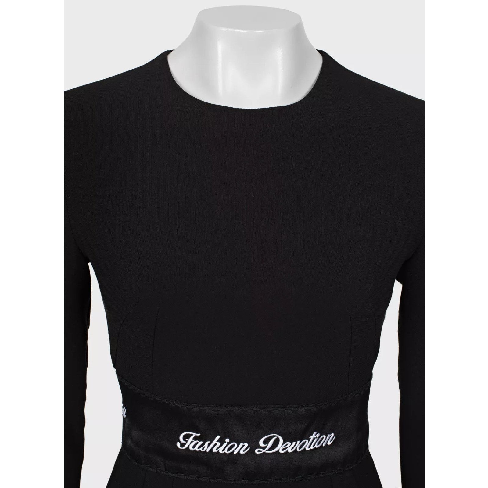Dolce & Gabbana Dolce & Gabbana Black Wool Embroidered Midi Dress Sz36/XXS Size XS / US 0-2 / IT 36-38 - 4 Thumbnail