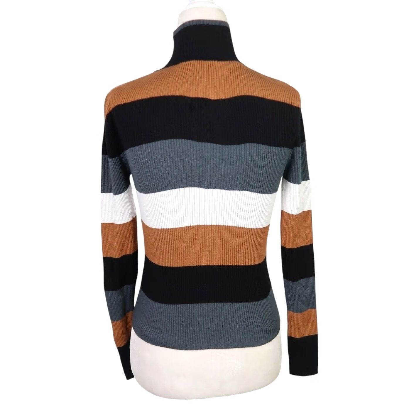 Zara VINTAGE Zara black tan grey white ribbed knit turtleneck sweater S Ladies Pullover Winter Casual Striped Long Sleeve Knit Size S / US 4 / IT 40 - 4 Thumbnail