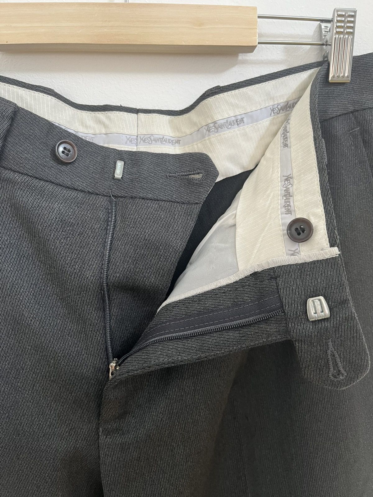 Yves Saint Laurent YSL Vintage Pleated Trouser Size US 34 / EU 50 - 9 Thumbnail