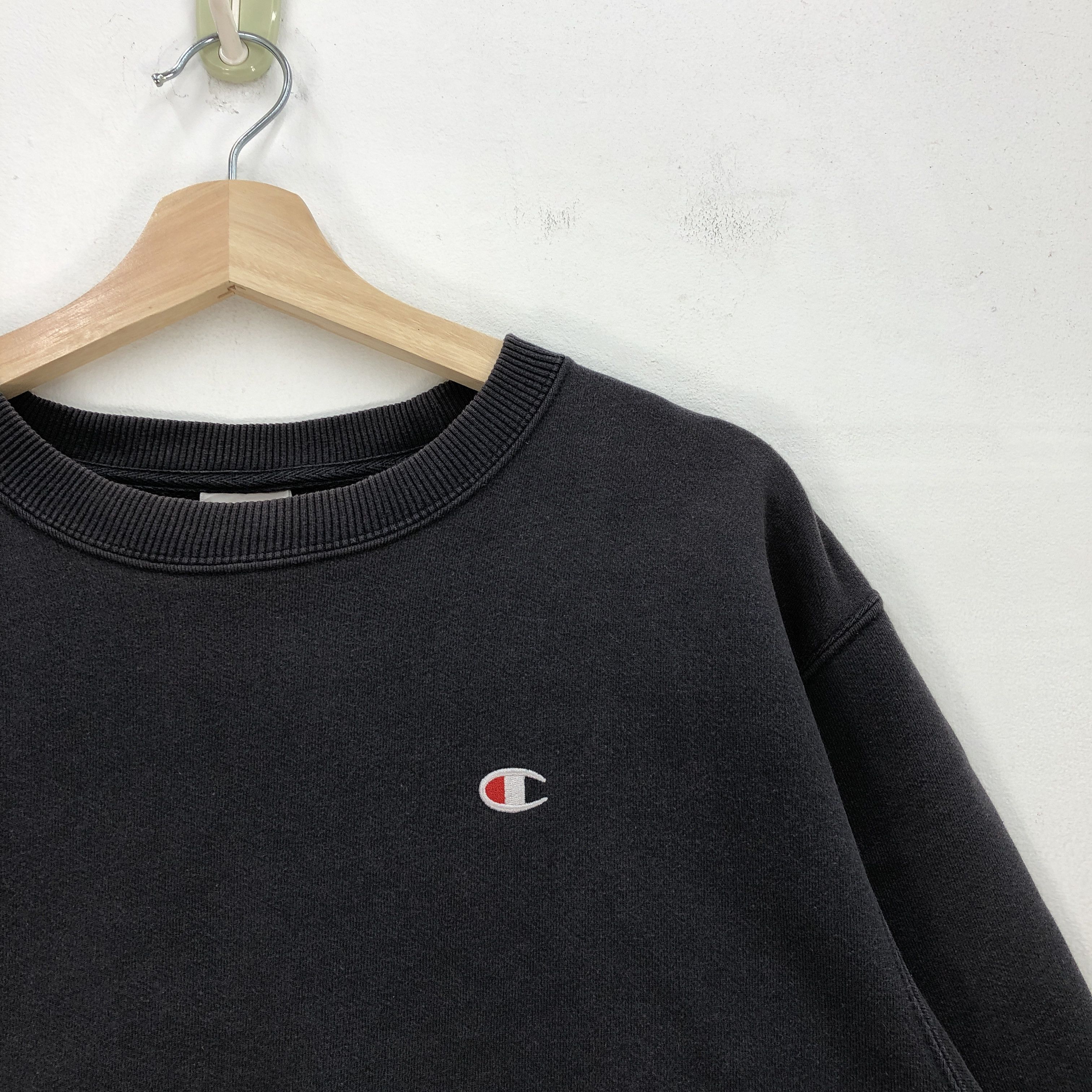 Champion × Vintage Vintage Champion Sweatshirt Champion Sweater Jumper Pullover Size US M / EU 48-50 / 2 - 2 Thumbnail