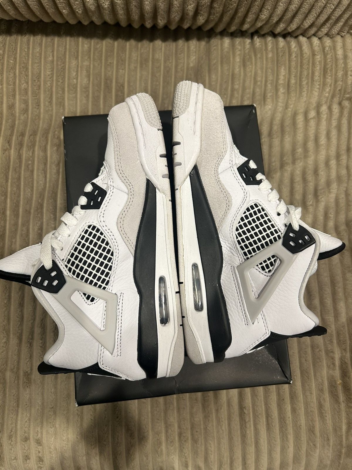 Jordan Brand Air Jordan 4 Retro Military Black Size US 6.5 / IT 36.5 - 3 Thumbnail