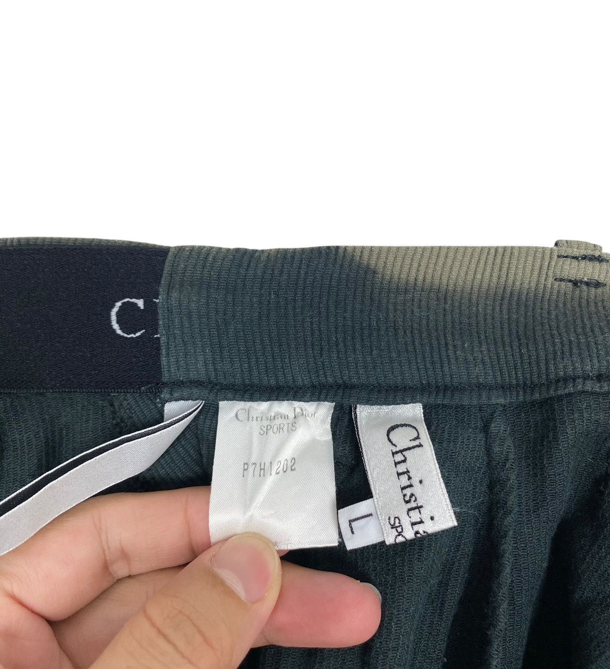 Christian Dior Monsieur Rare‼️ Vintage Christian Dior Sport Sunfaded Short Pants Size US 27 - 9 Thumbnail